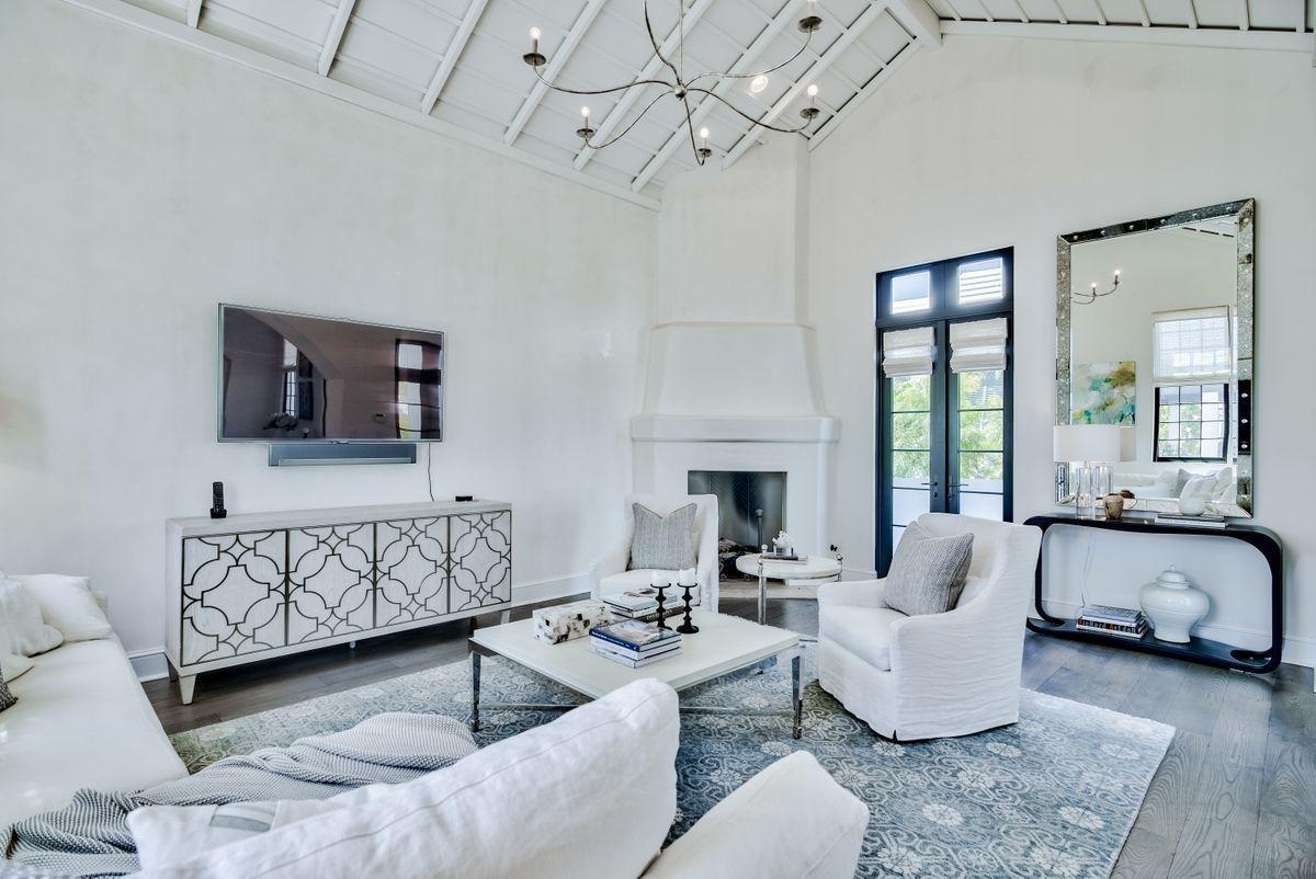 ALYS BEACH - Residential