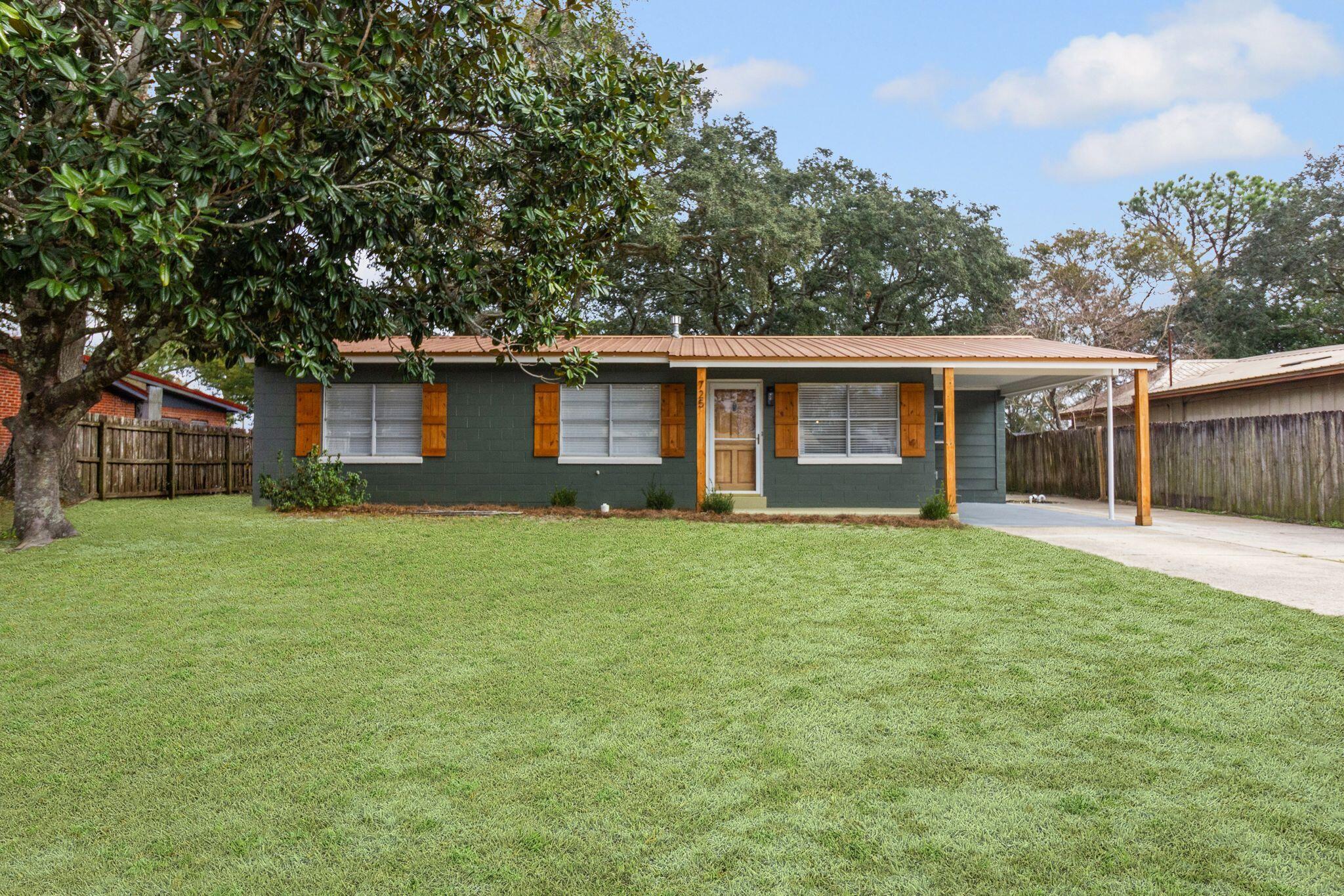 GARNIERS BEACH 7TH - Residential