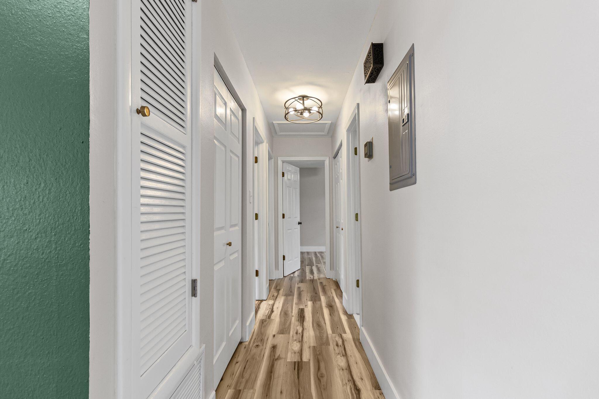 GARNIERS BEACH 7TH - Residential