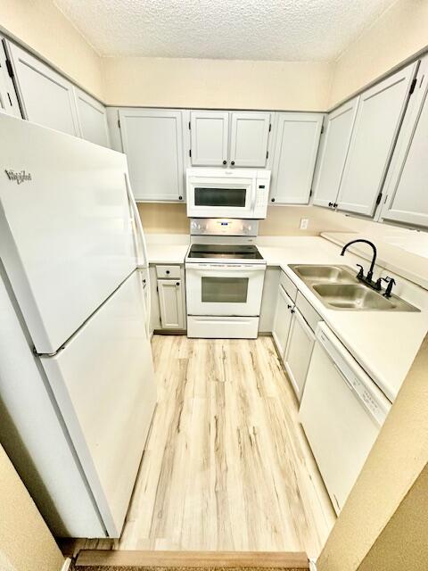 SANDPRINTS CONDO - Residential Lease