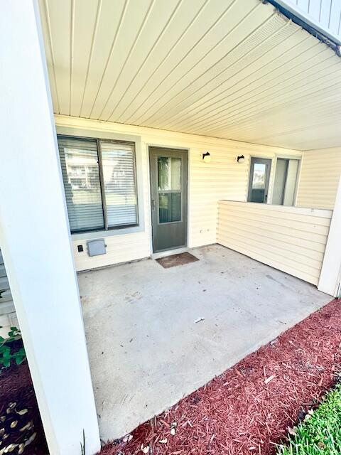 SANDPRINTS CONDO - Residential Lease
