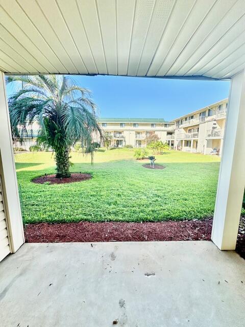 SANDPRINTS CONDO - Residential Lease