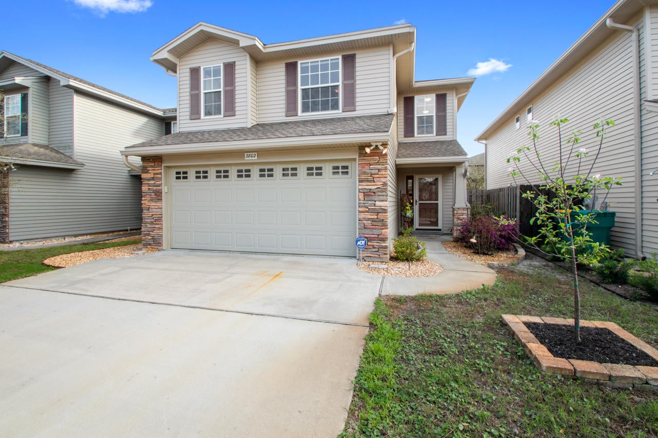 SUMMERWOOD - Residential