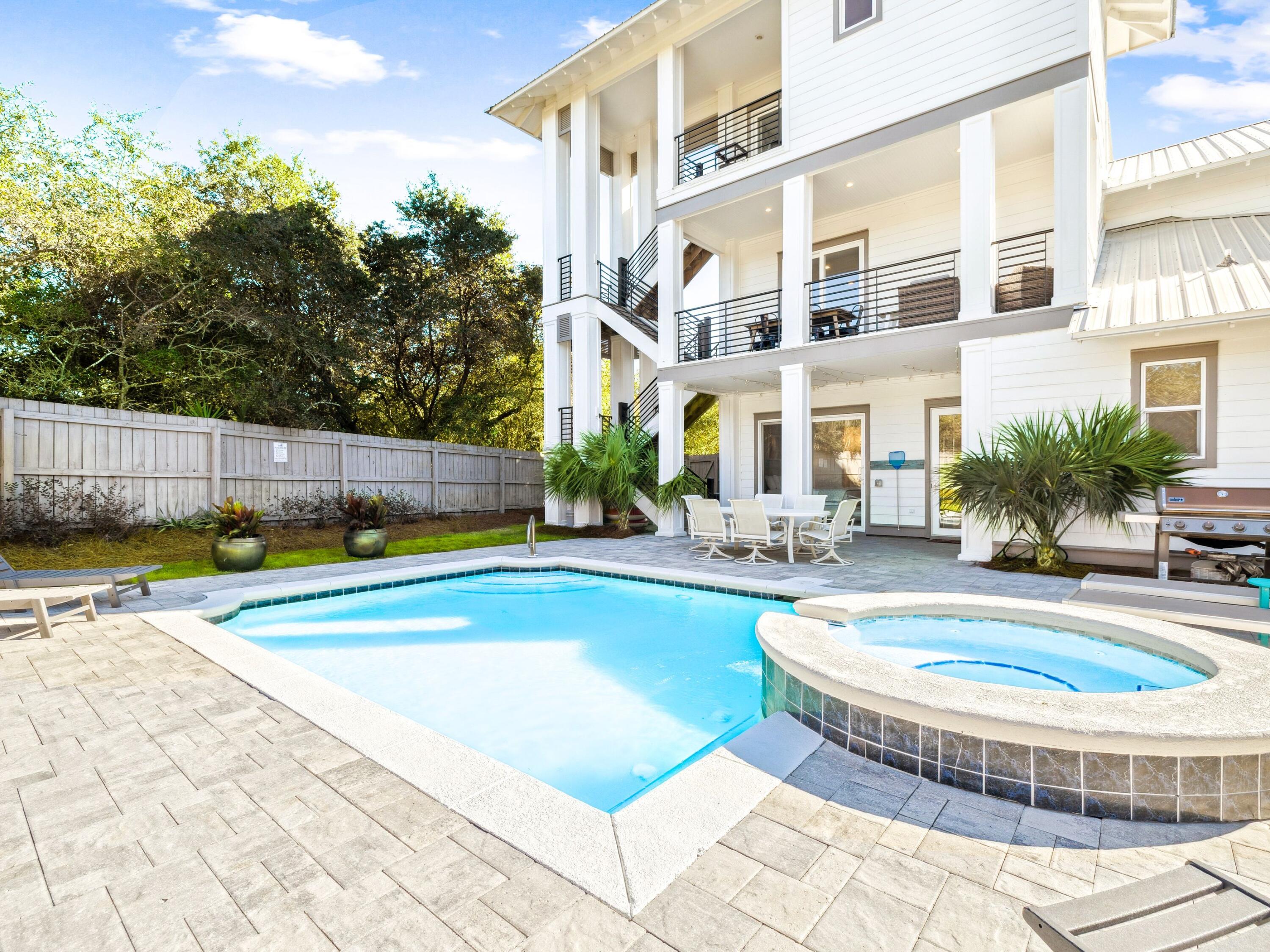 BLUE MOUNTAIN BEACH - Residential