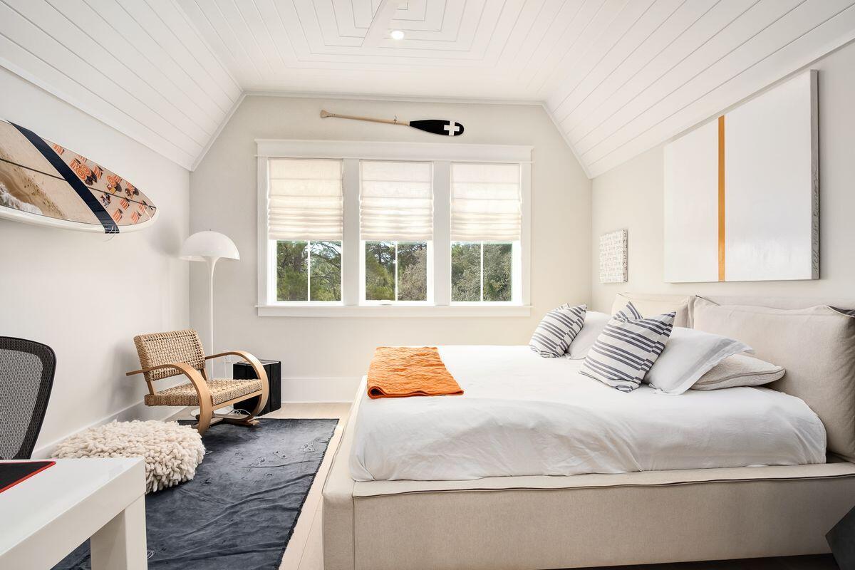 BEACH HIGHLANDS - Residential