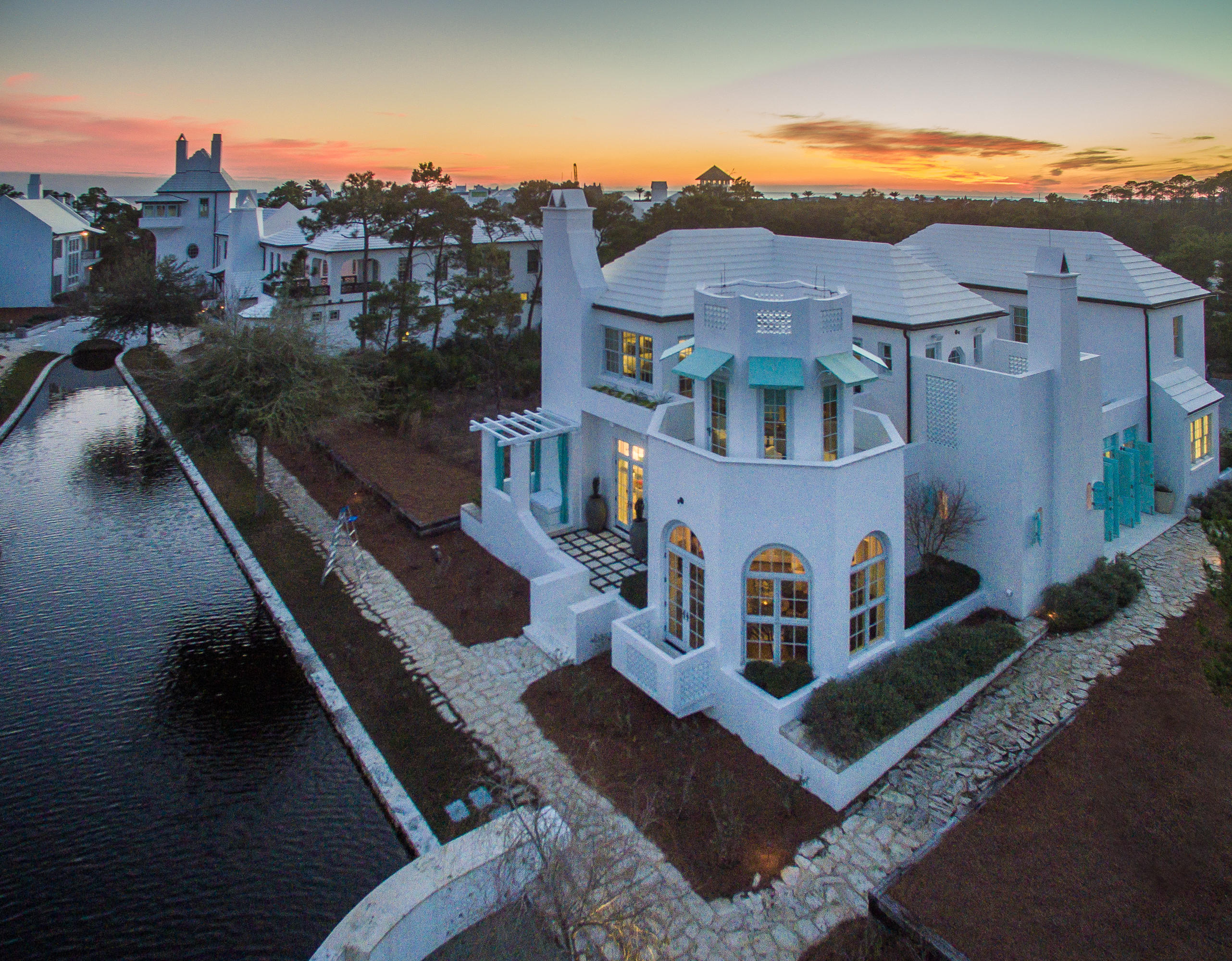 ALYS BEACH - Residential