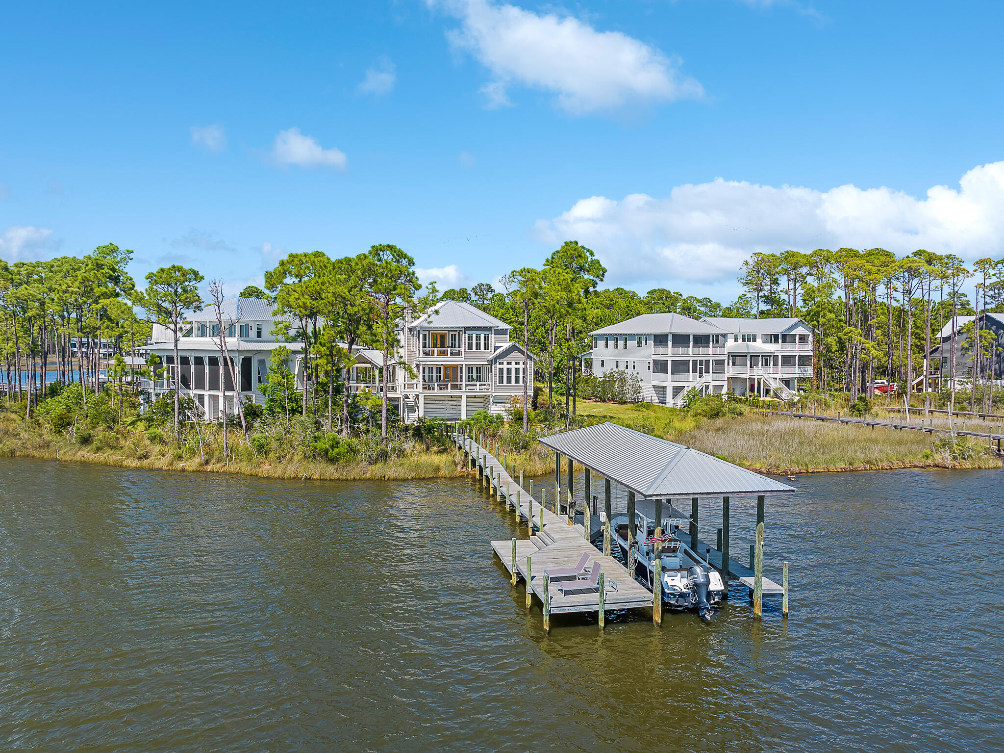 Cessna Landing - Residential
