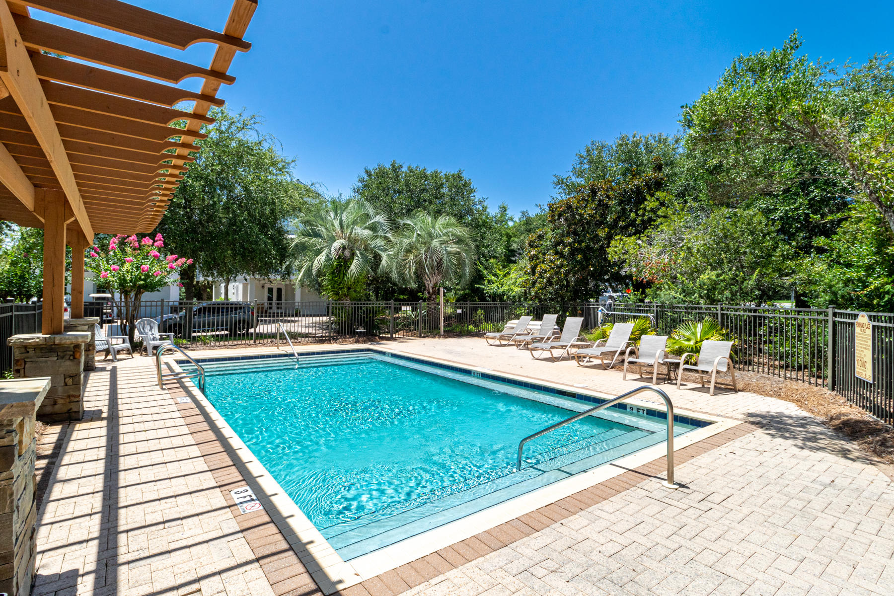 Pompano Place - Land