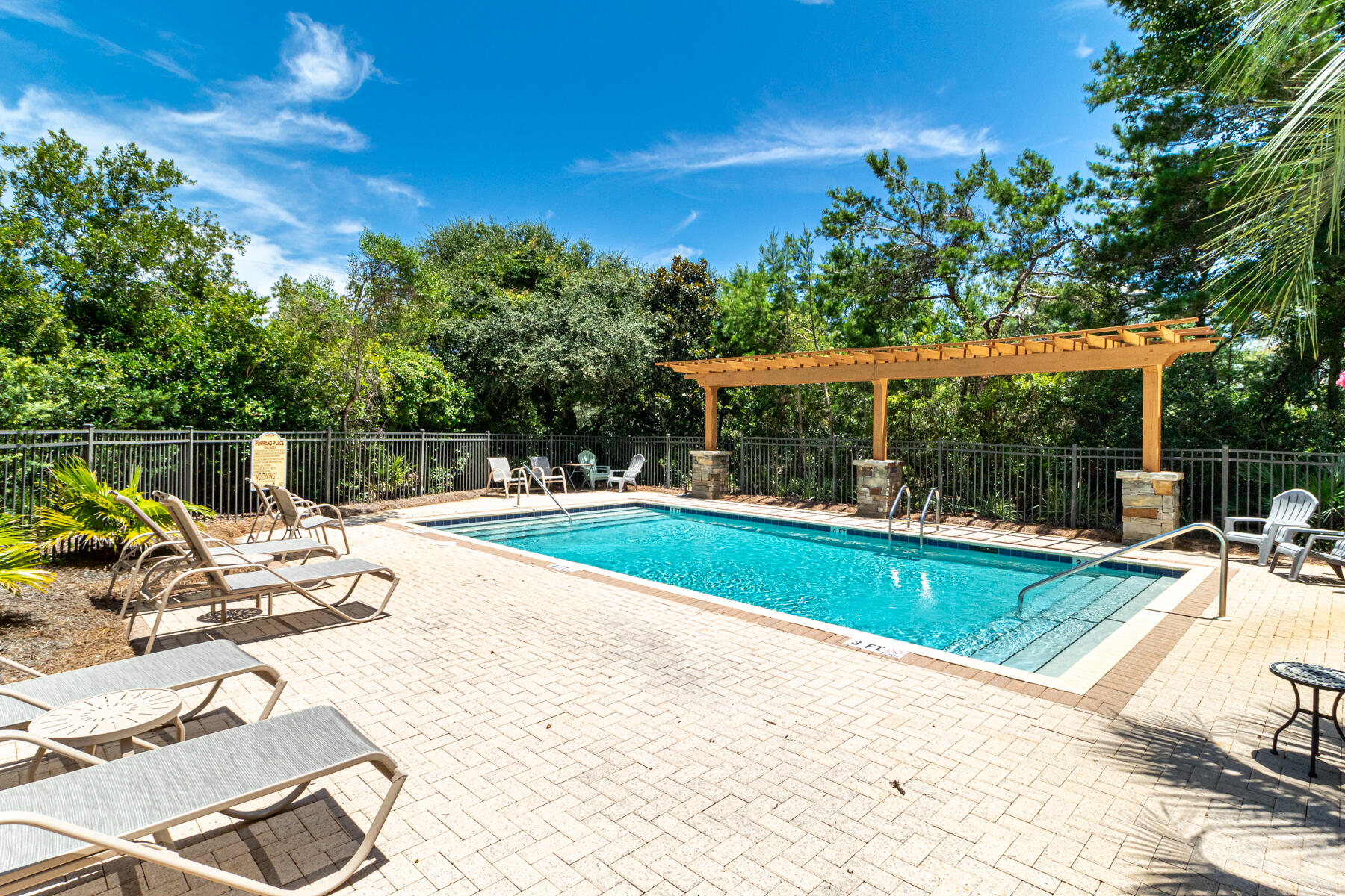 Pompano Place - Land
