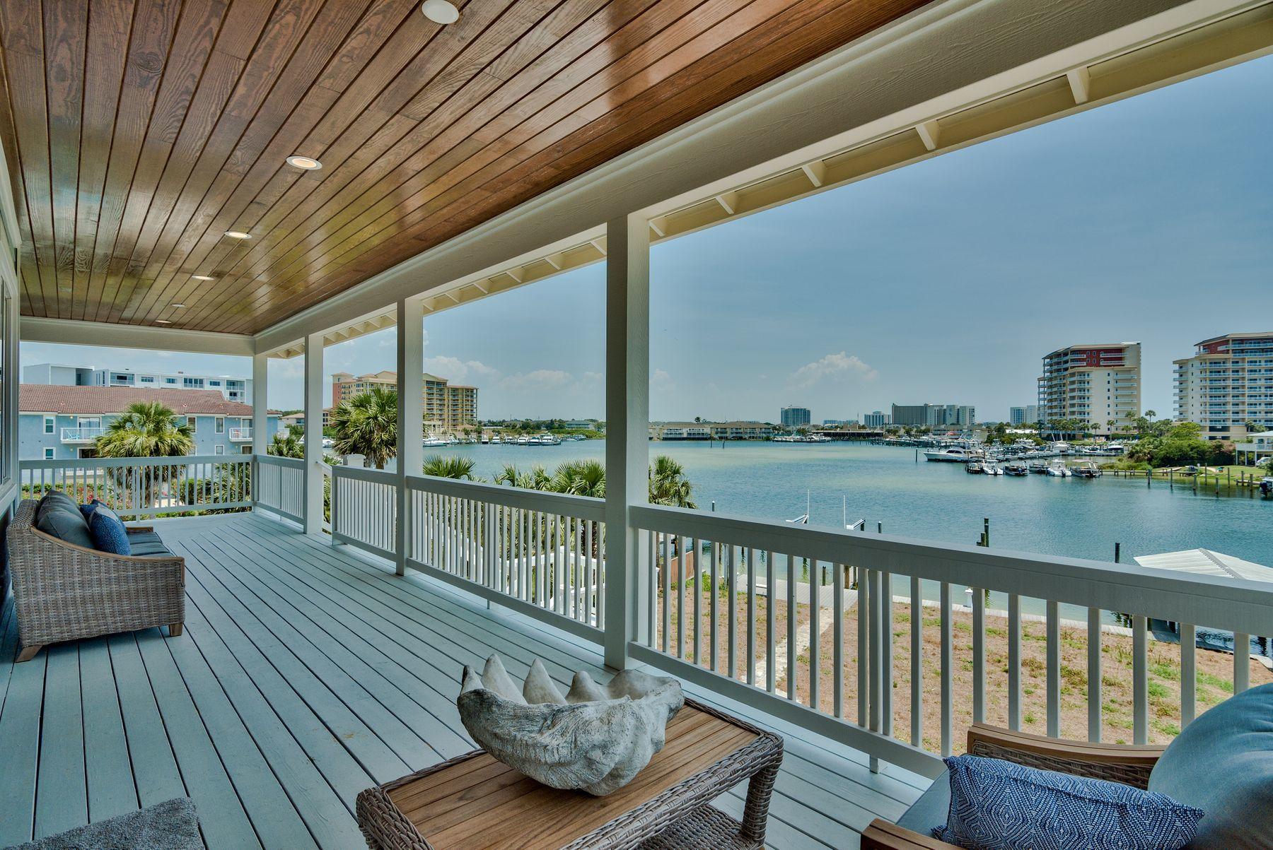 HOLIDAY ISLE - Residential