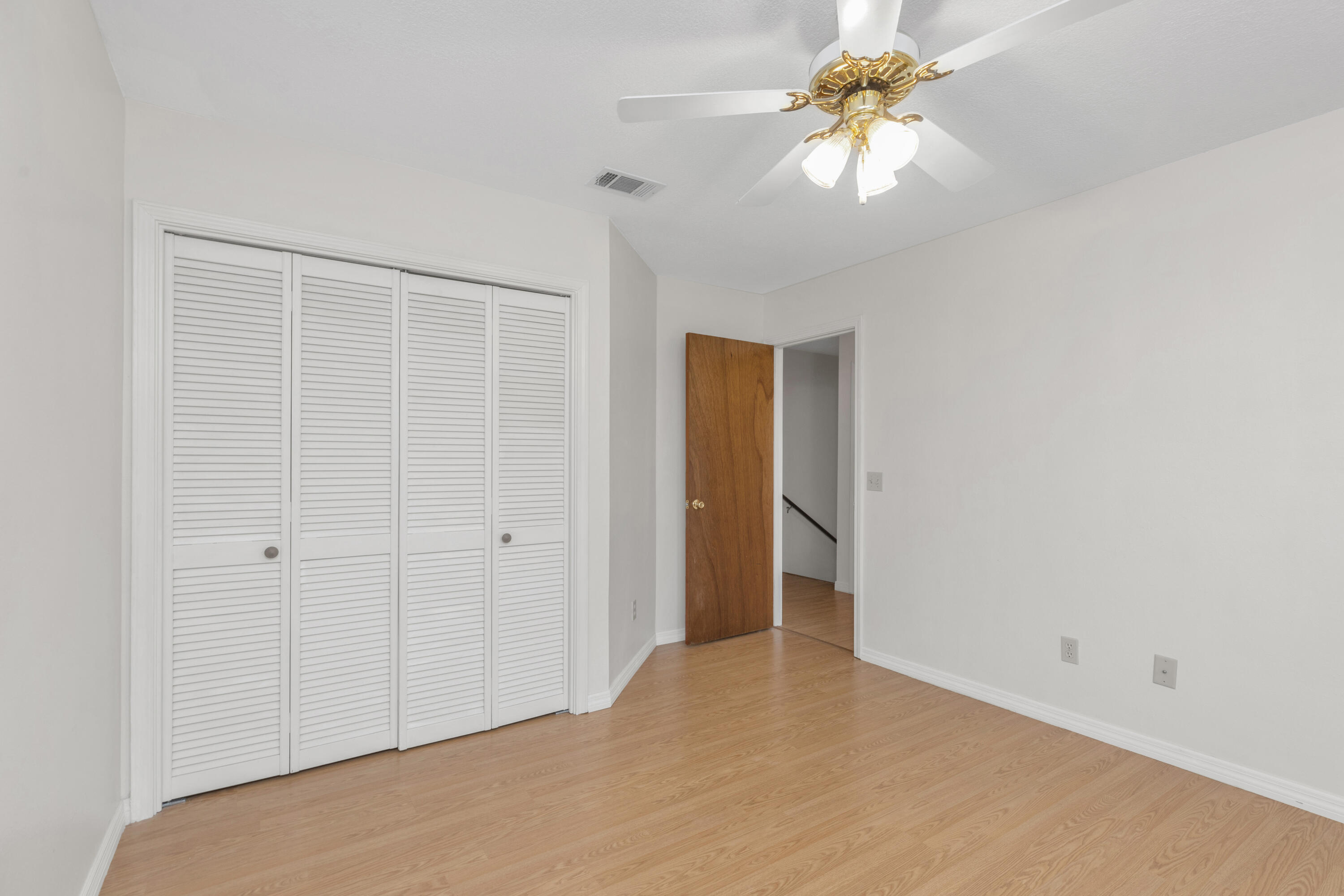 CHARLESTON - Residential