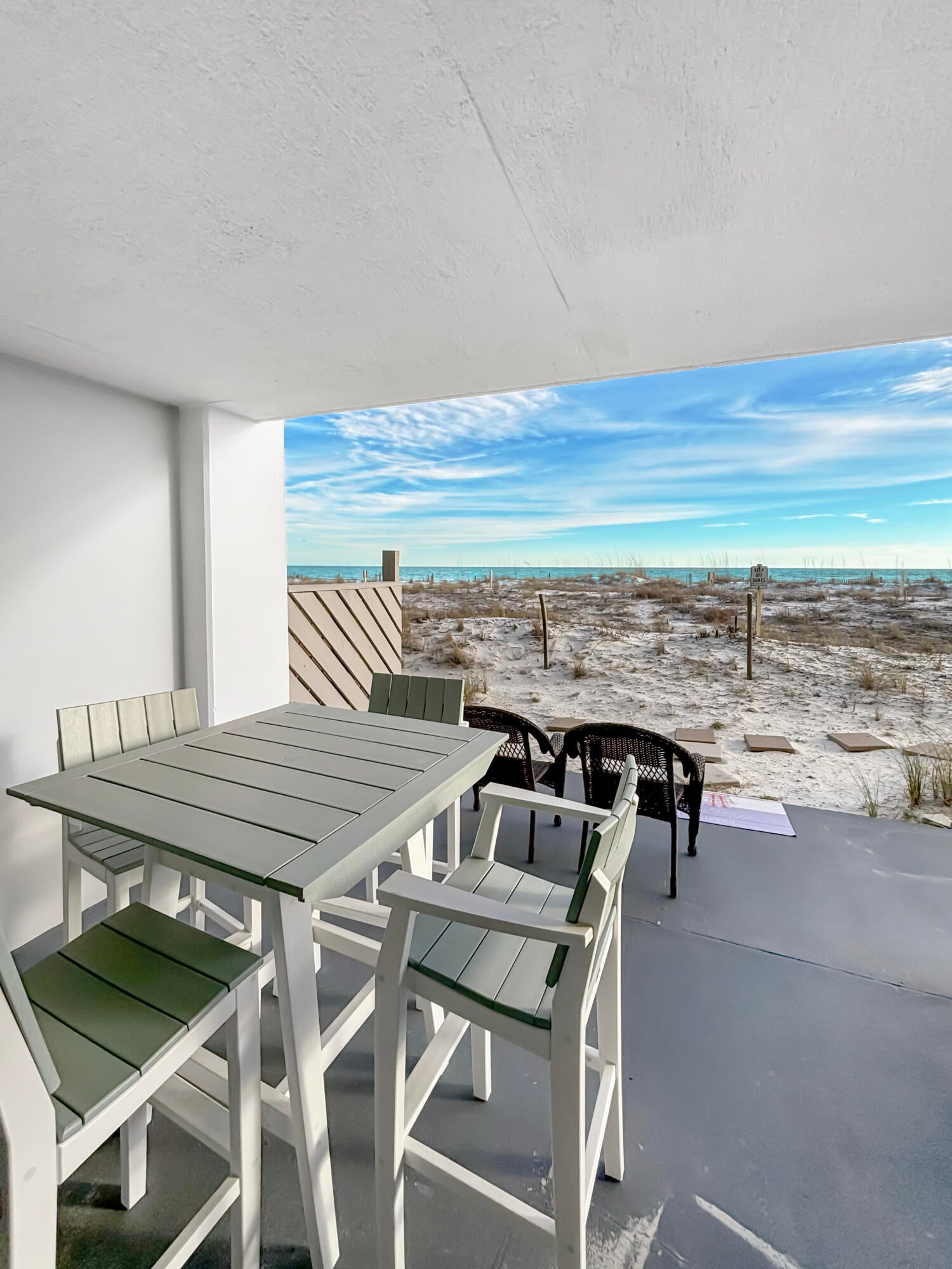 SURF DWELLER CONDO - Residential