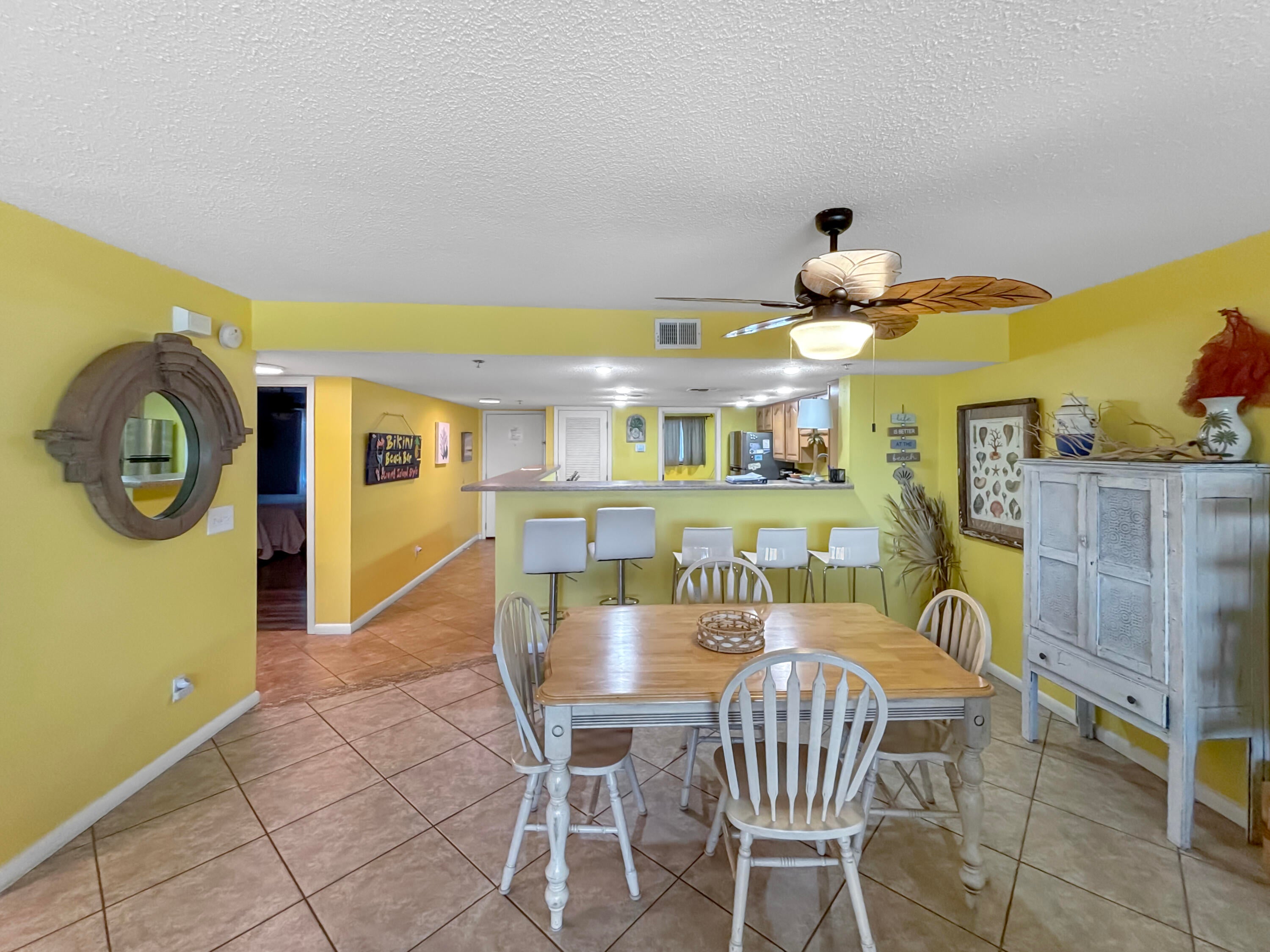 SURF DWELLER CONDO - Residential