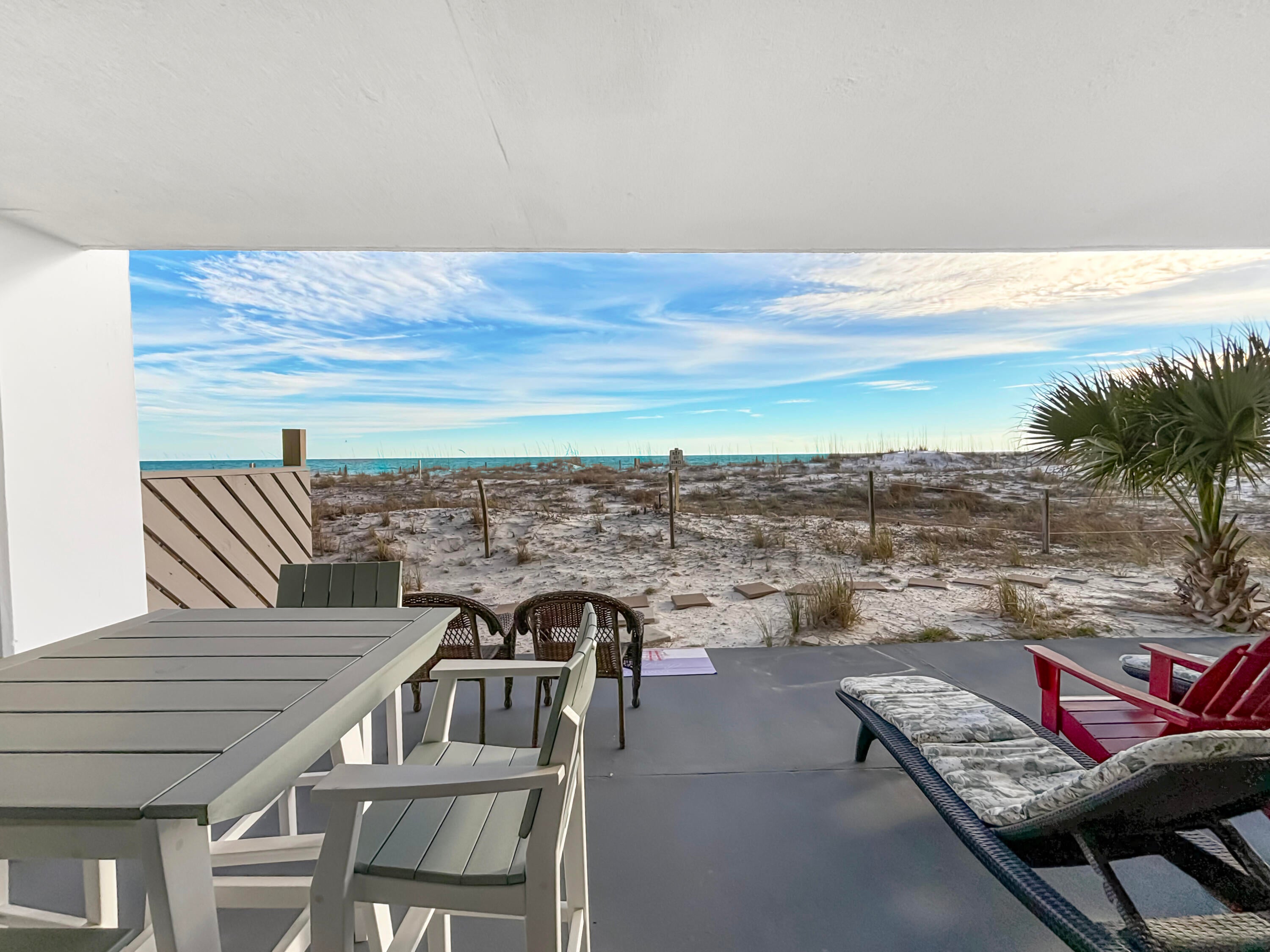 SURF DWELLER CONDO - Residential