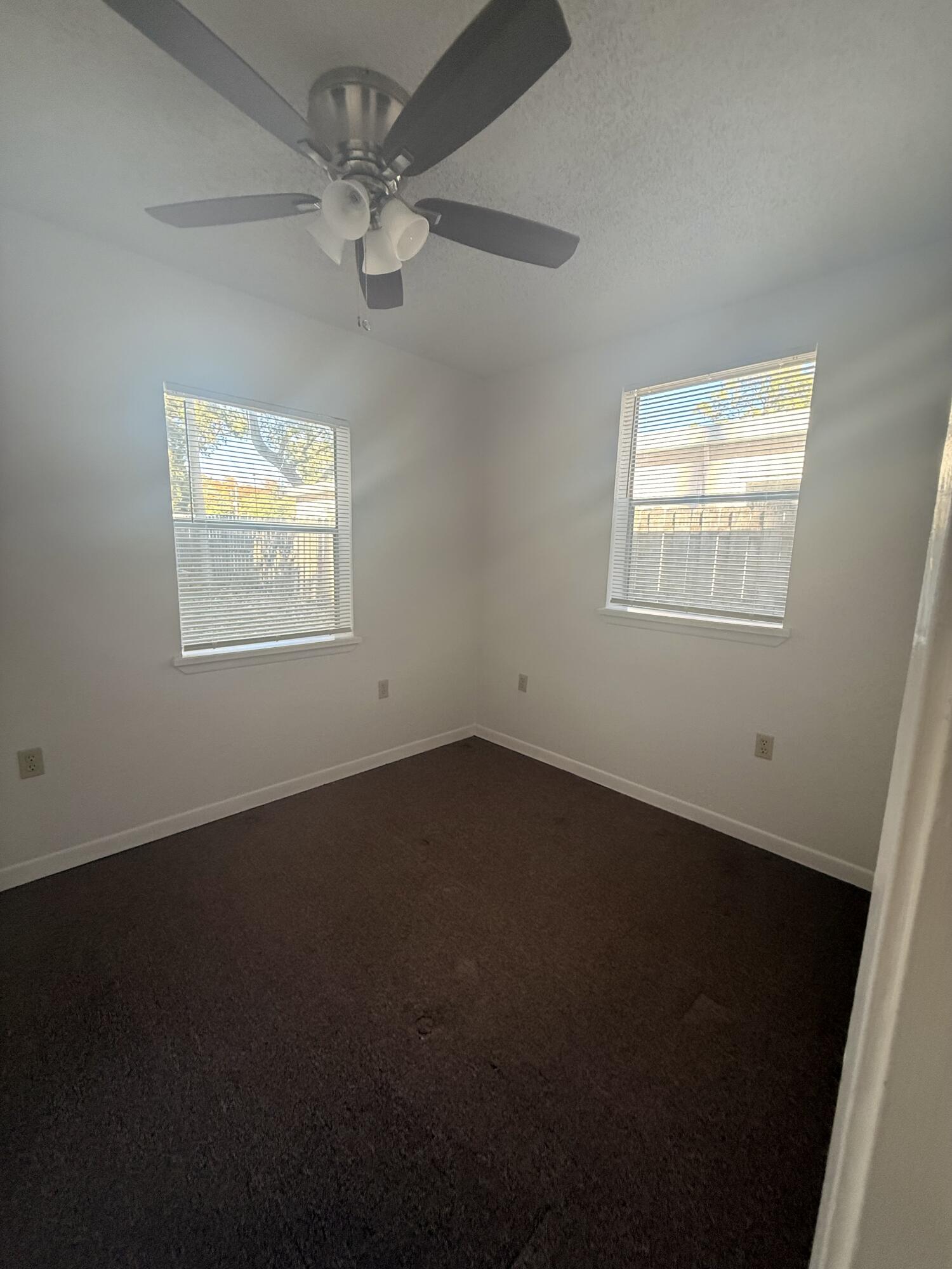 STONEY BEACH - Residential Lease