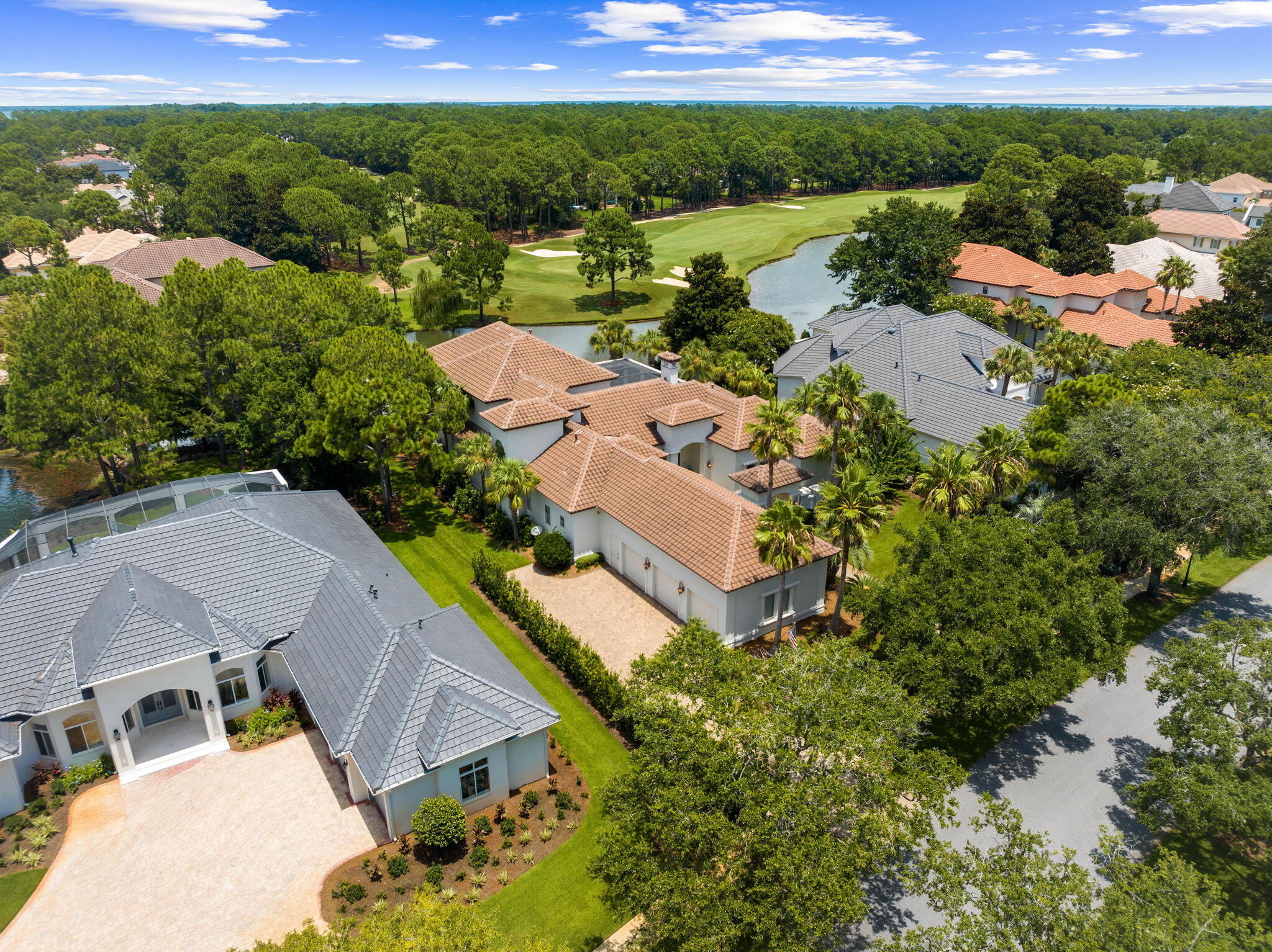 BURNT PINE - Residential