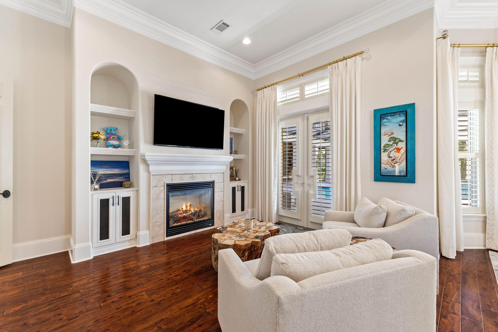 BURNT PINE - Residential