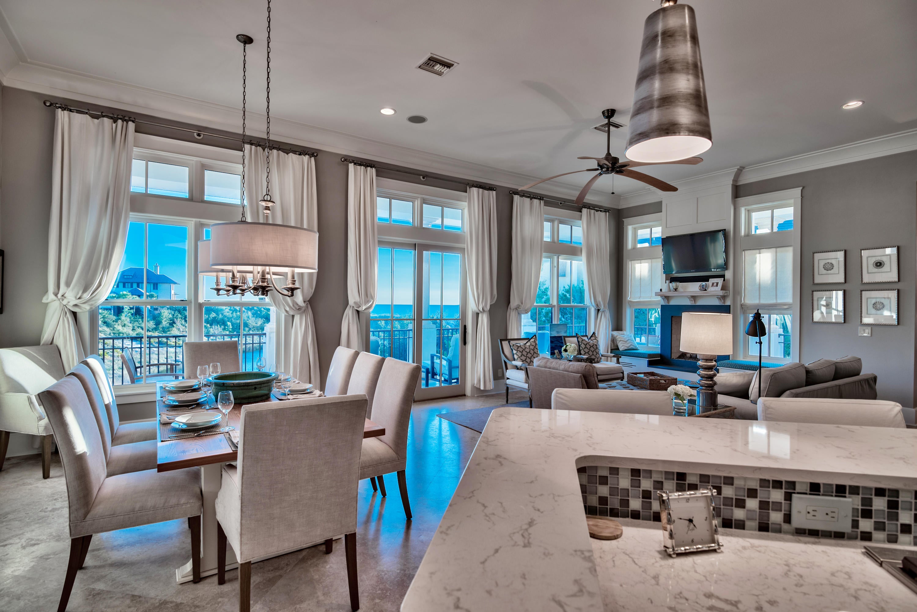 RETREAT THE - Residential