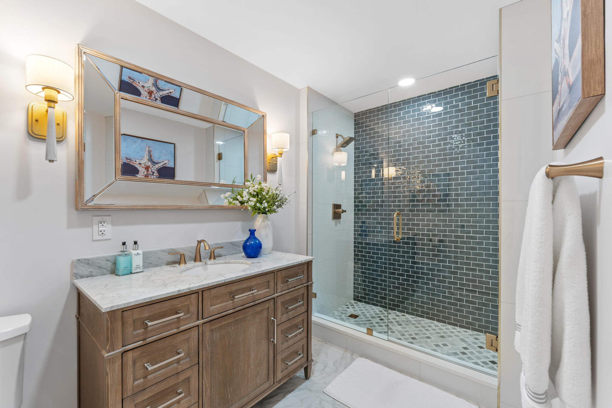 SOUTHWINDS III - Residential