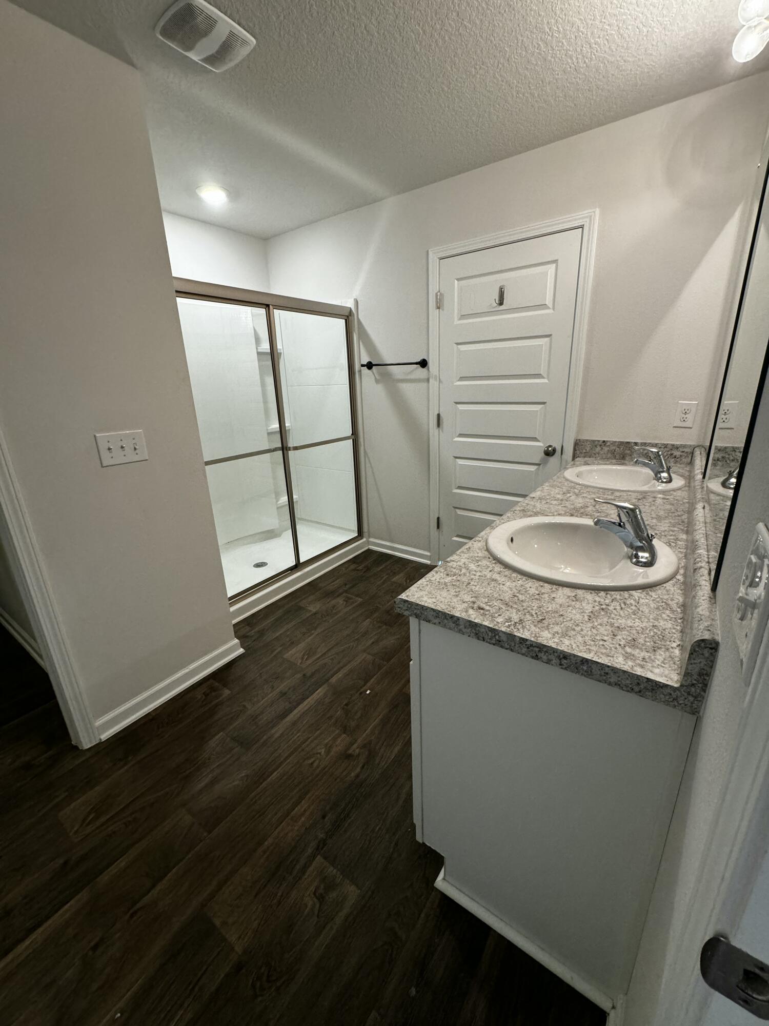 CAMBRIA SUBDIVISION PHASE 2 LOT 10 BLK E AS DES IN OR 4131 PG 274 - Residential