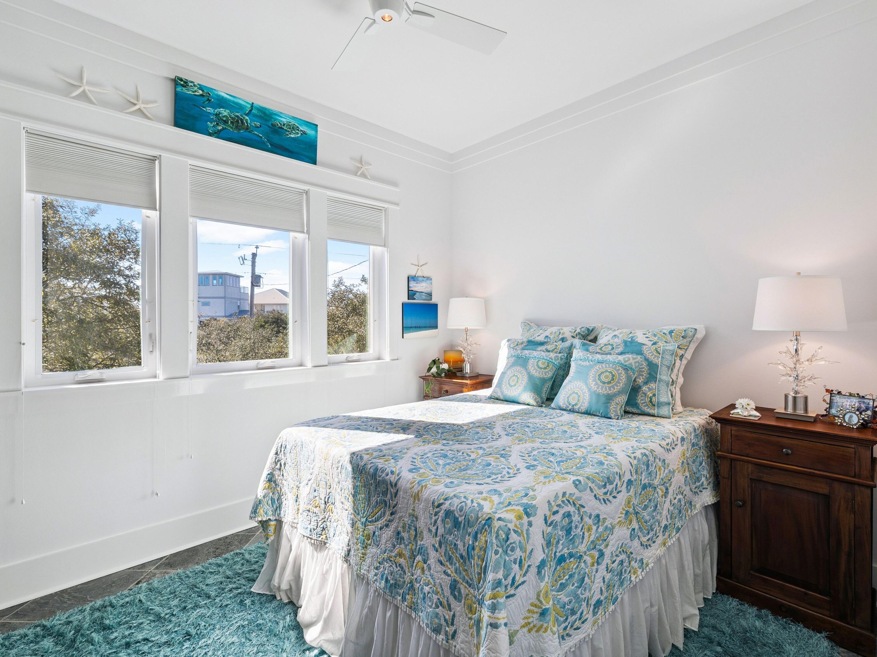 BLUE MOUNTAIN BEACH - Residential
