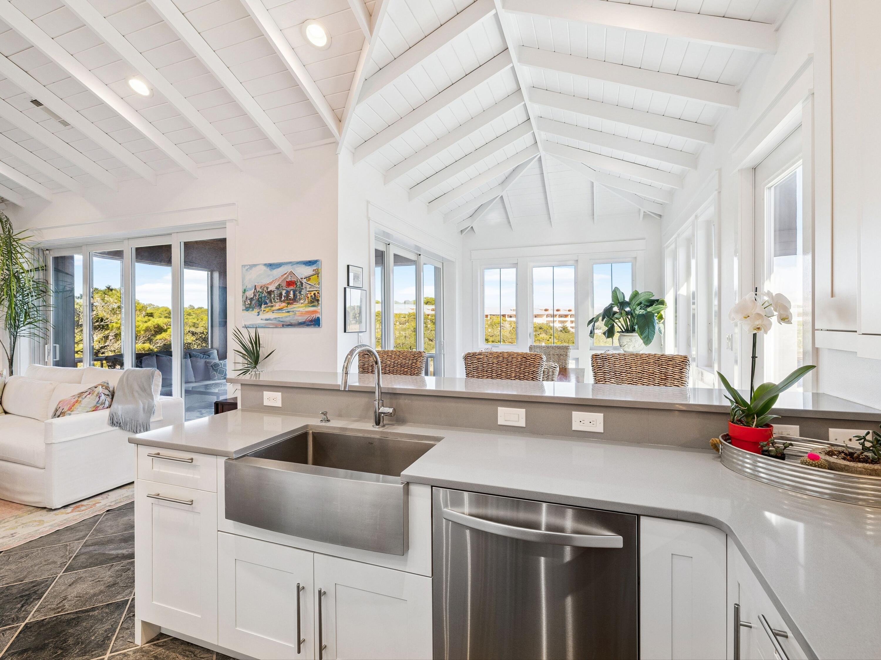 BLUE MOUNTAIN BEACH - Residential