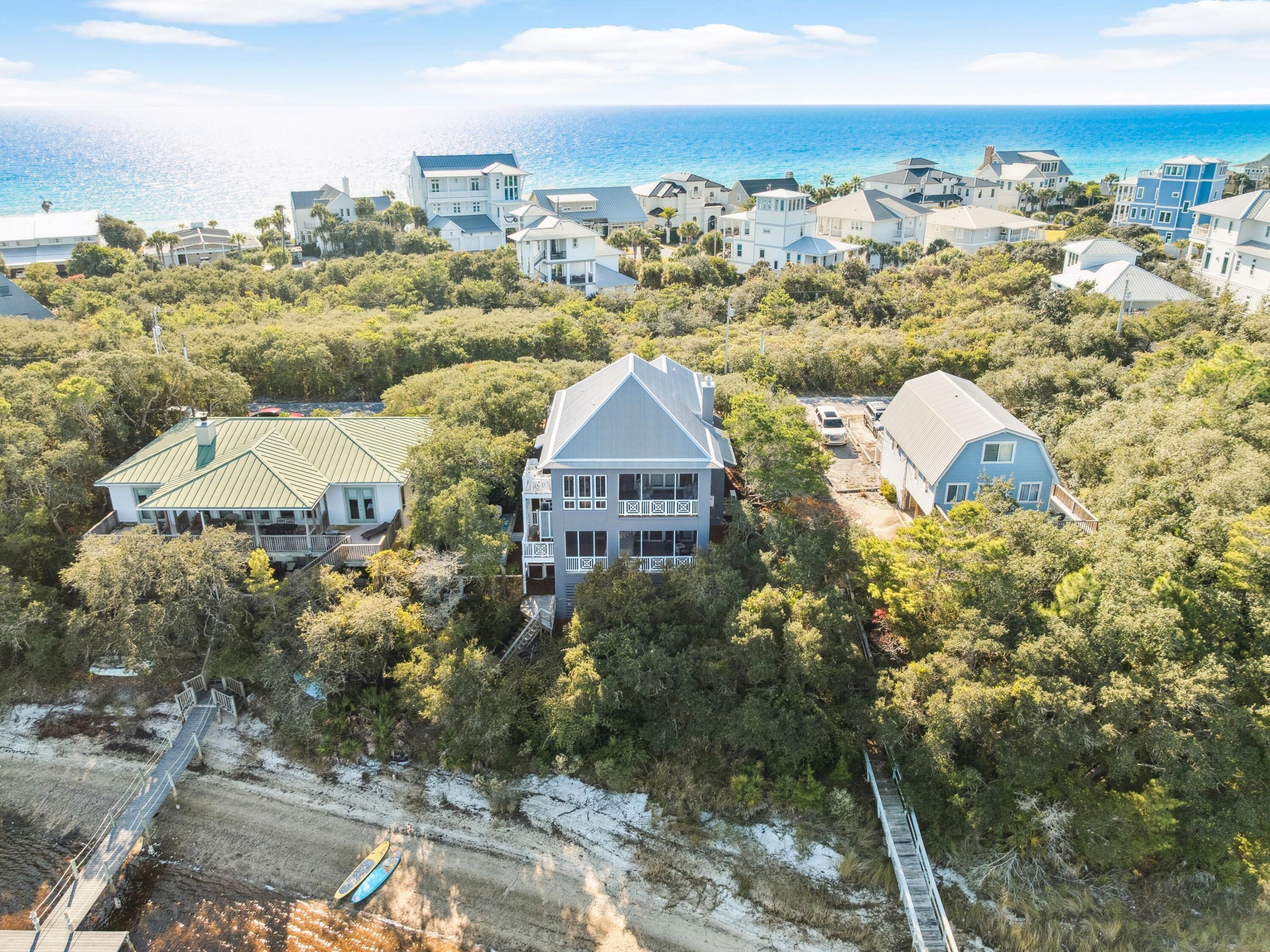 BLUE MOUNTAIN BEACH - Residential