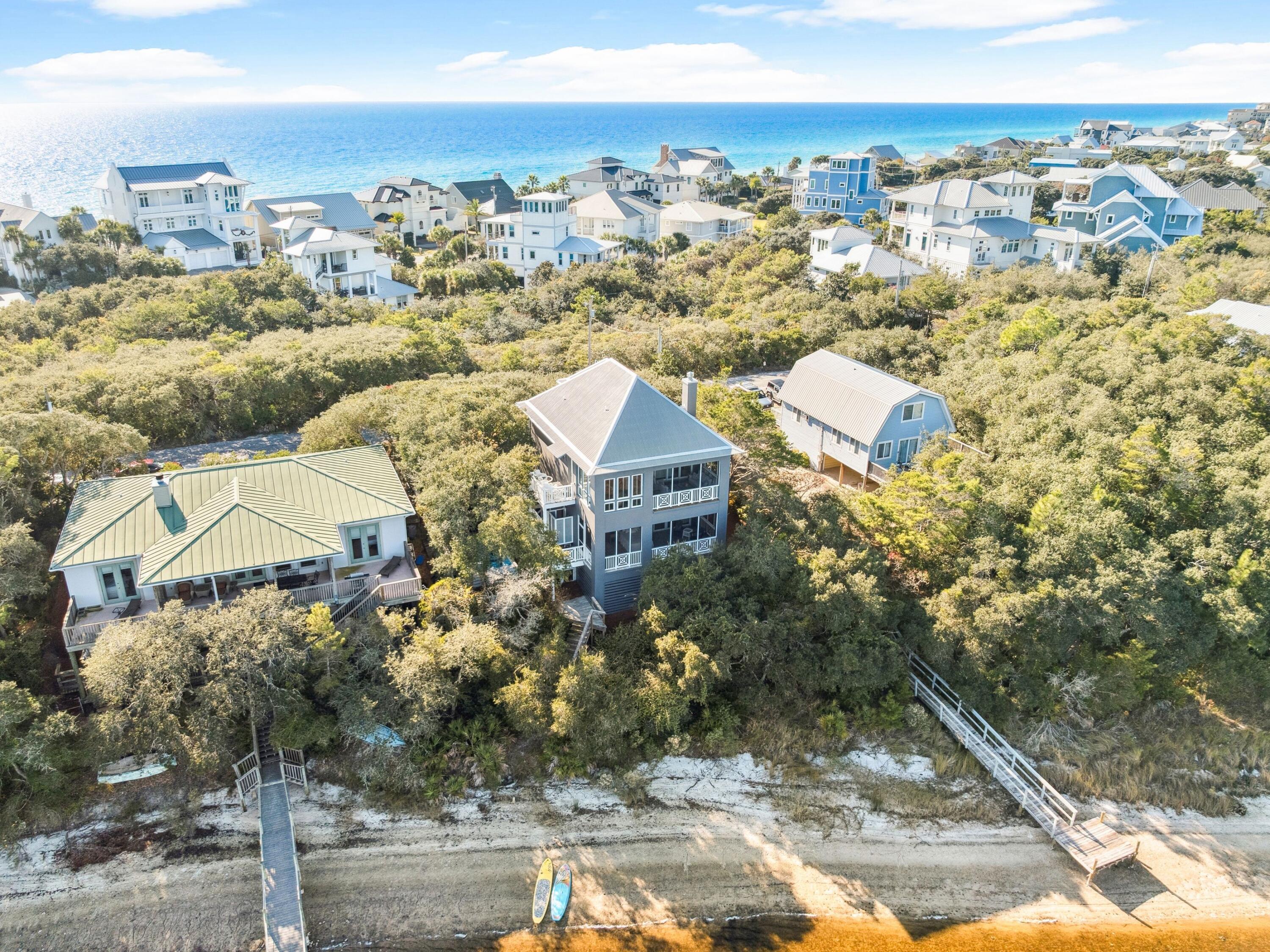 BLUE MOUNTAIN BEACH - Residential