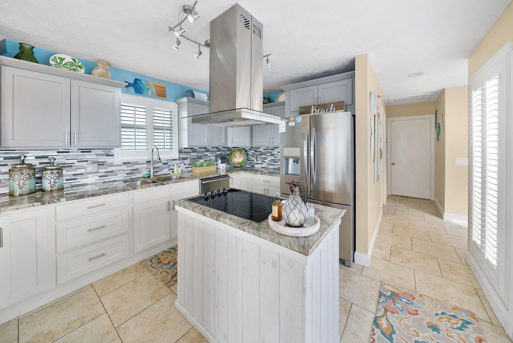 CRESCENT BEACH UNIT 1 - Residential