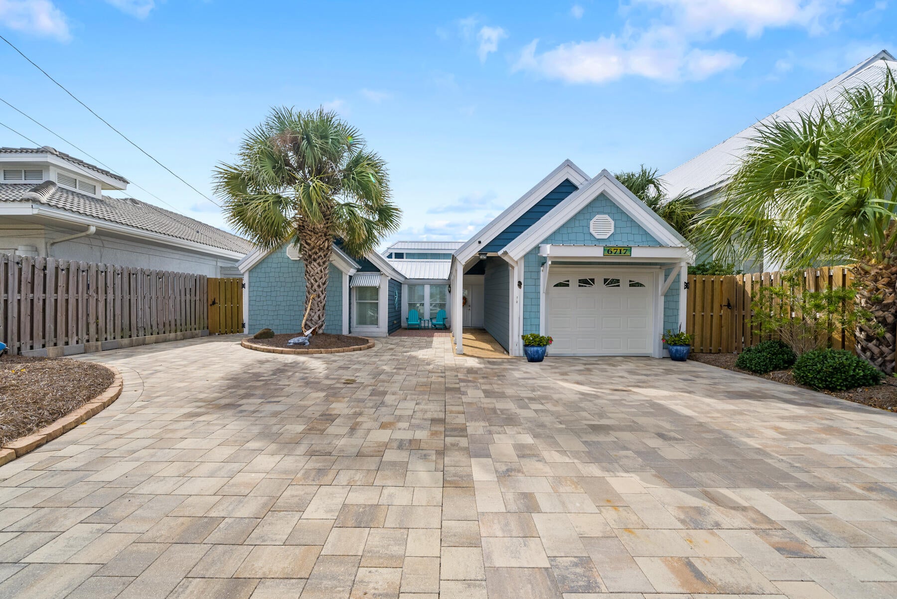 CRESCENT BEACH UNIT 1 - Residential