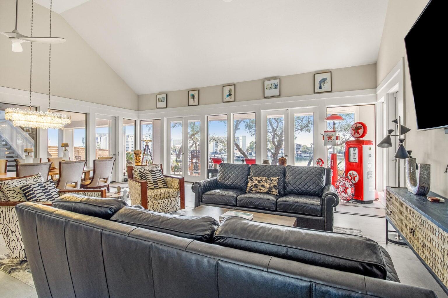 EAST PASS ADDN TO DESTIN - Residential
