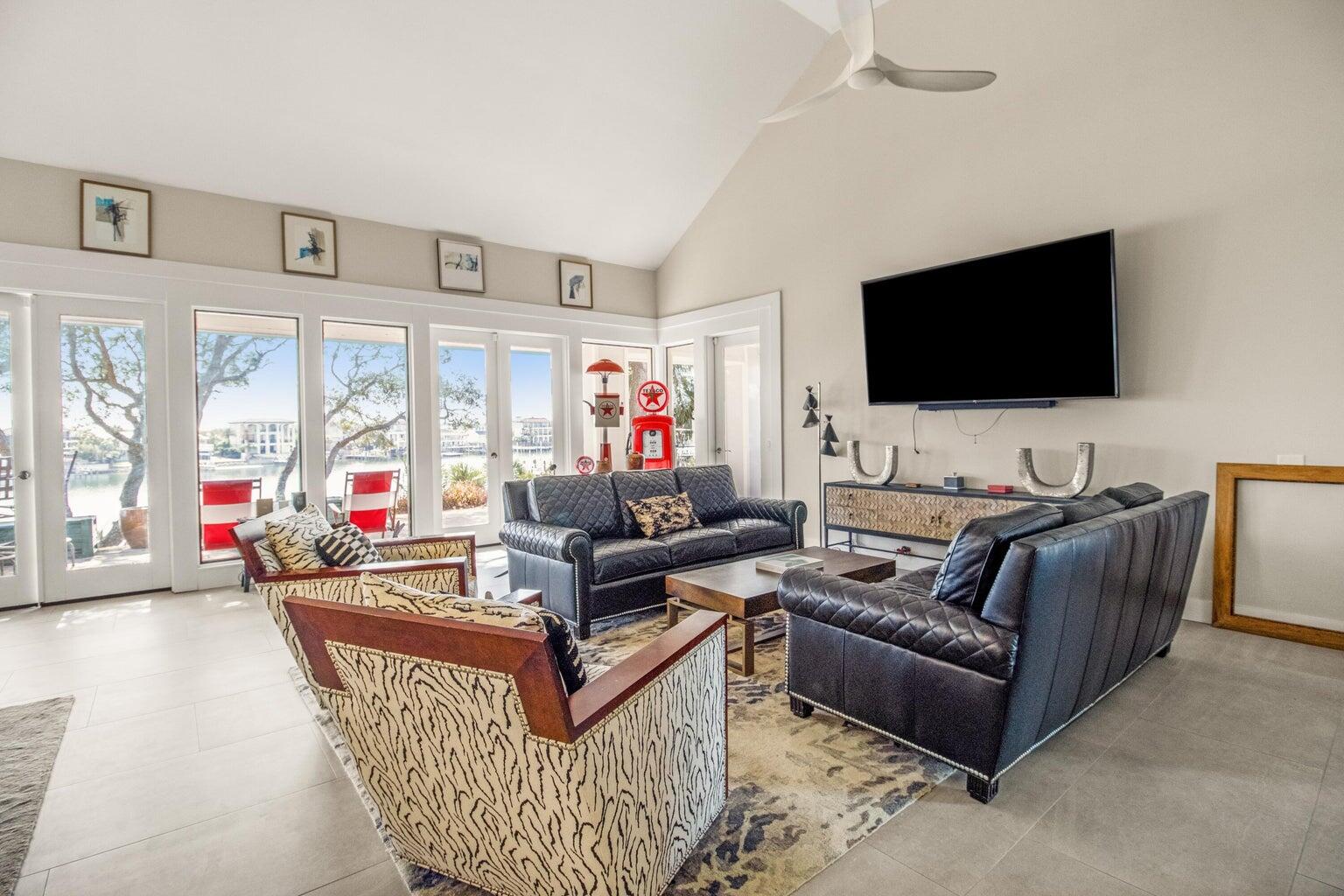 EAST PASS ADDN TO DESTIN - Residential