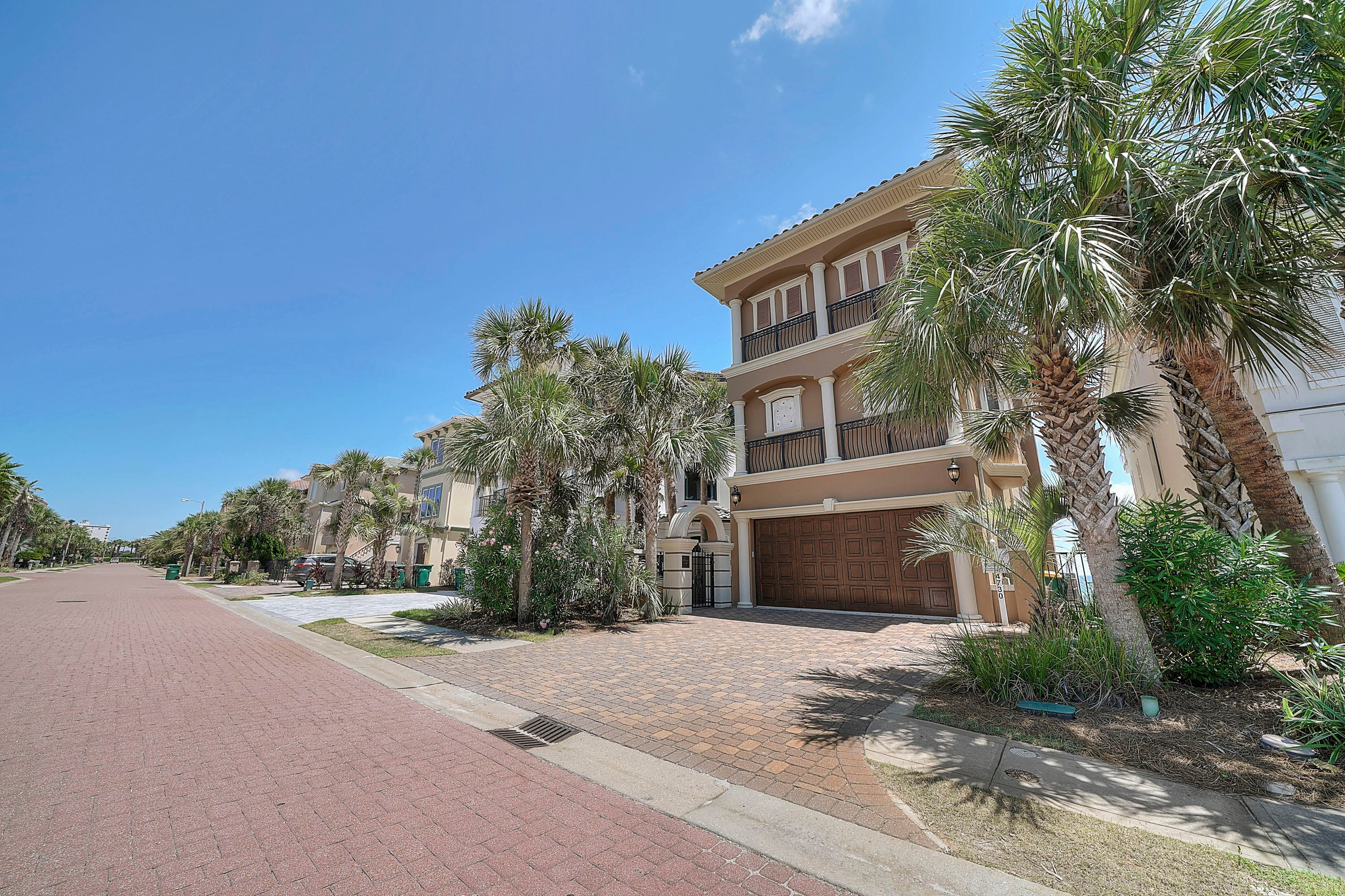 DESTINY BY THE SEA - Residential