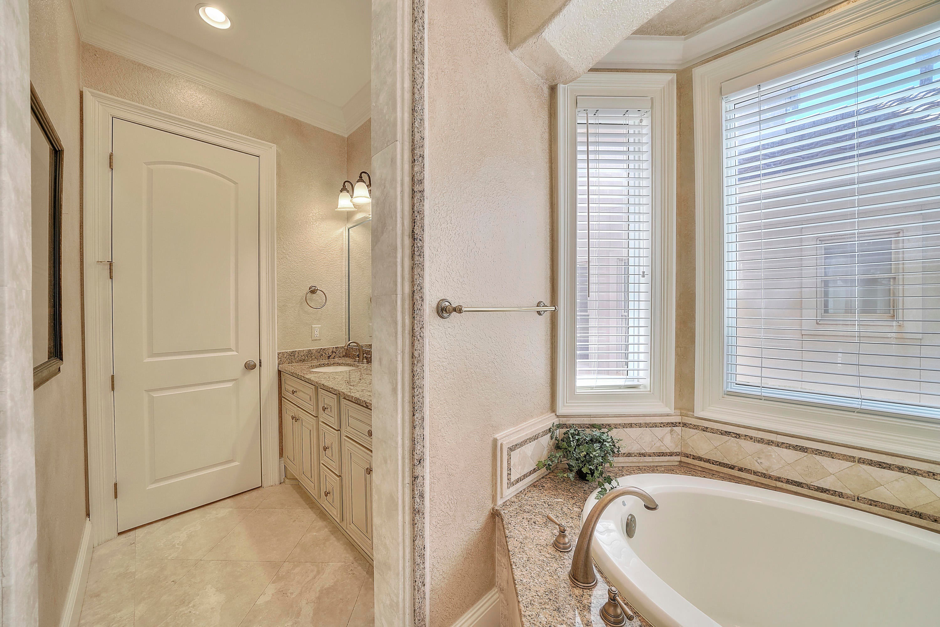 DESTINY BY THE SEA - Residential