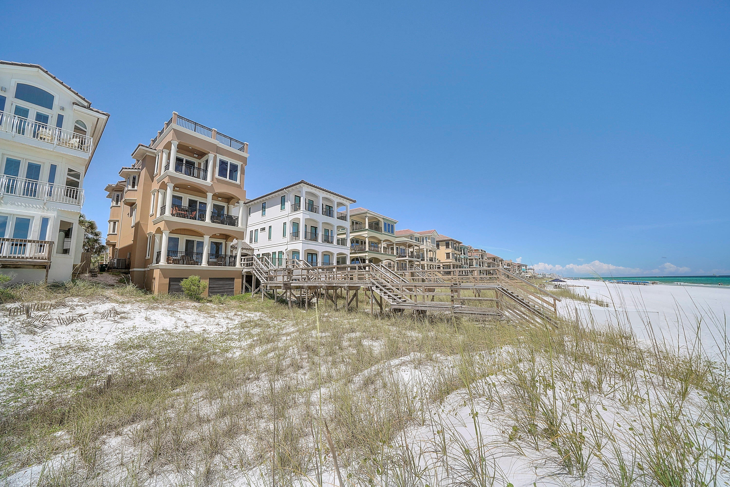 DESTINY BY THE SEA - Residential