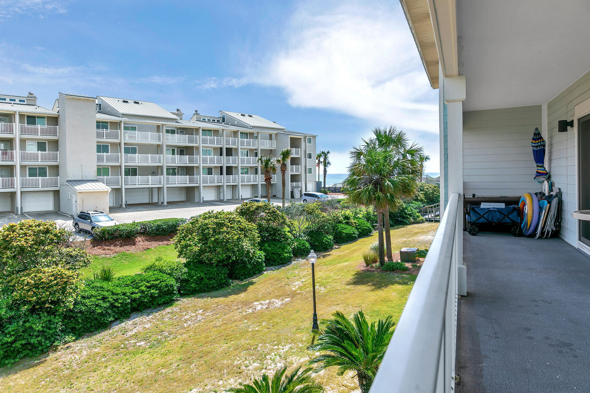 BEACHSIDE VILLAS CONDO PH 1 - Residential