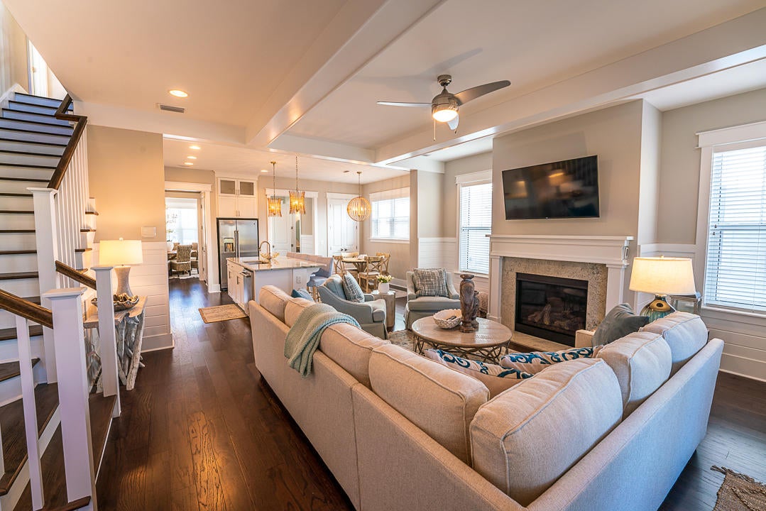 NATUREWALK AT SEAGROVE - Residential
