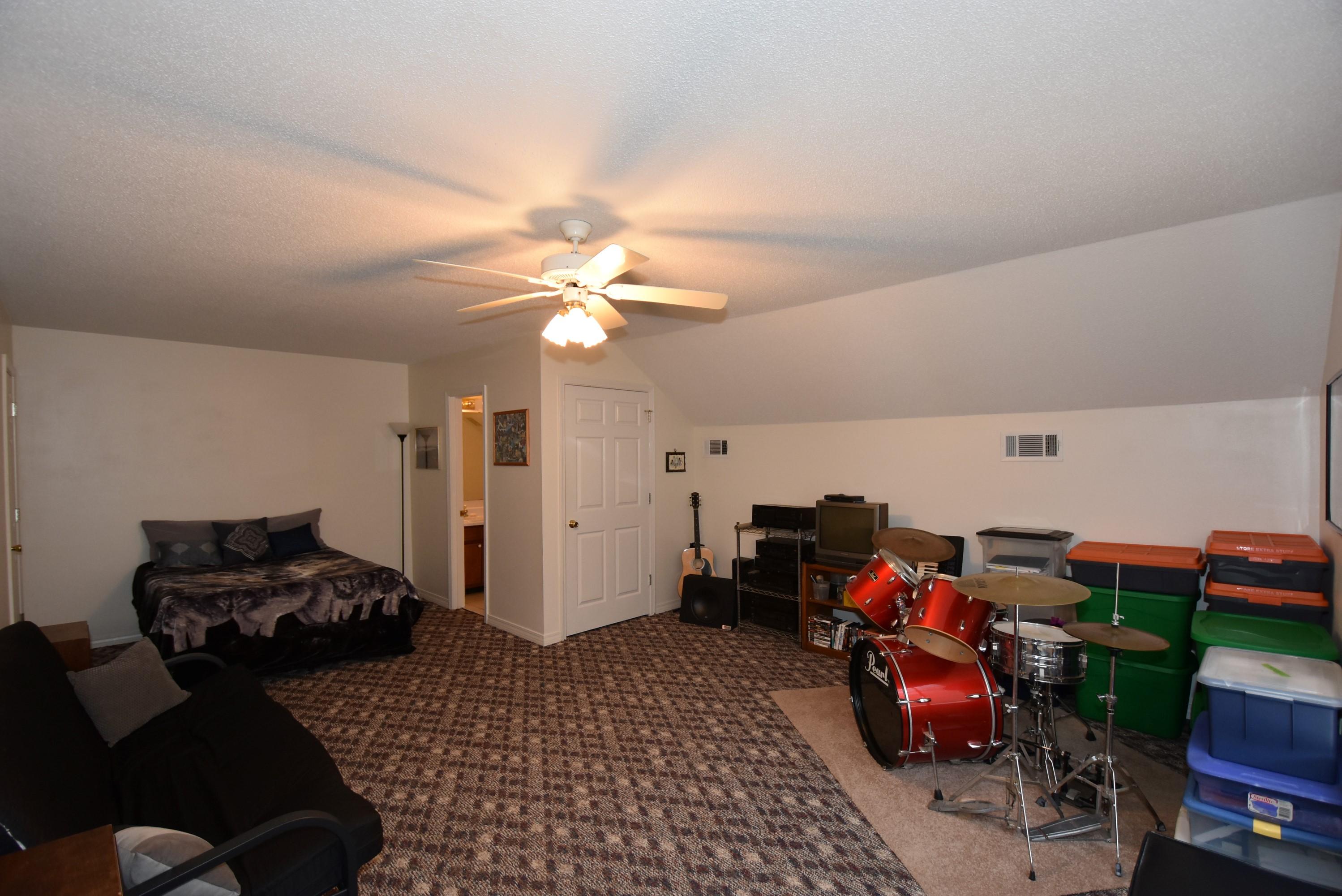KINGS CROSSING PH 2 - Residential