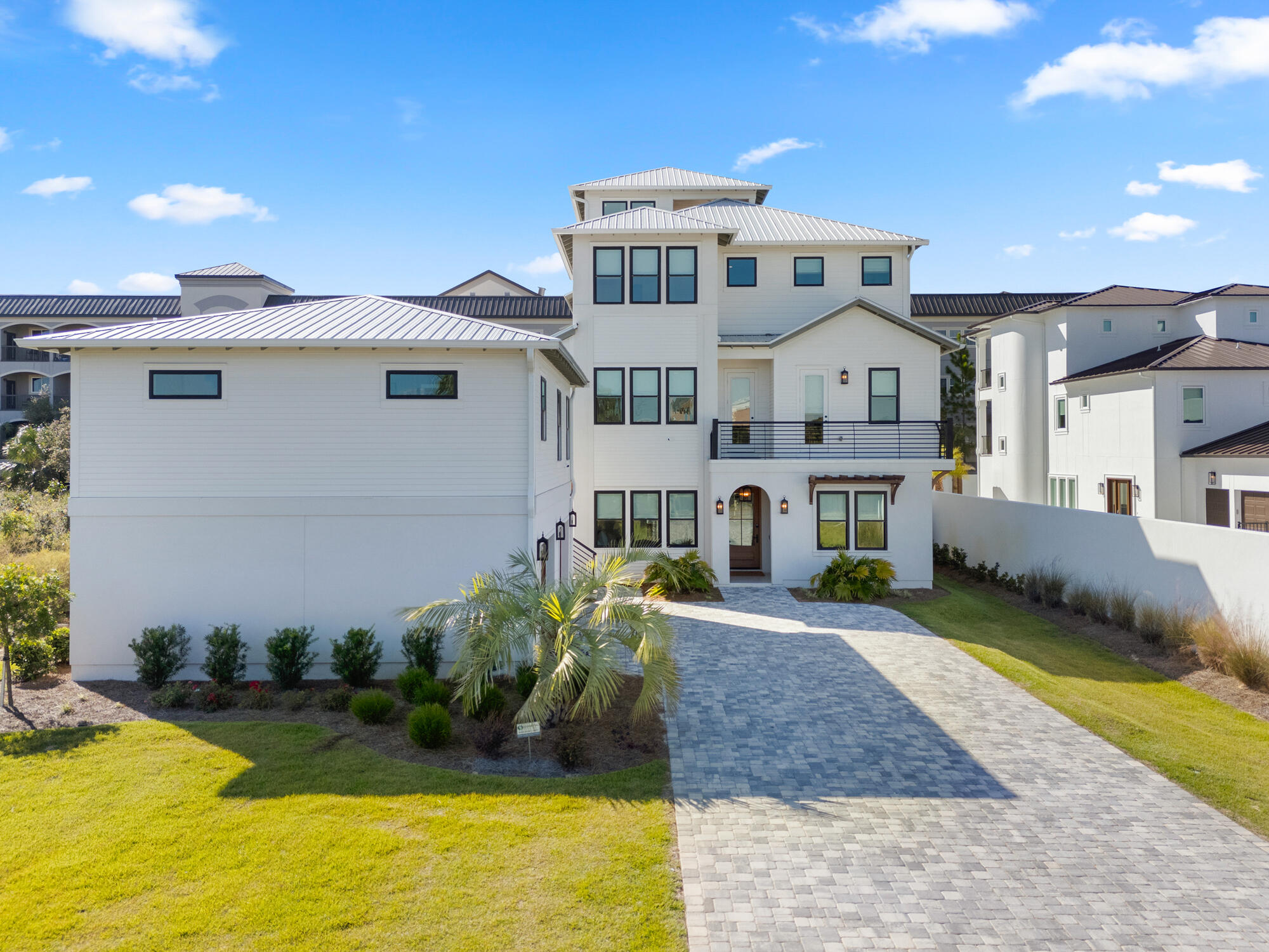 MIRAMAR BEACH - Residential