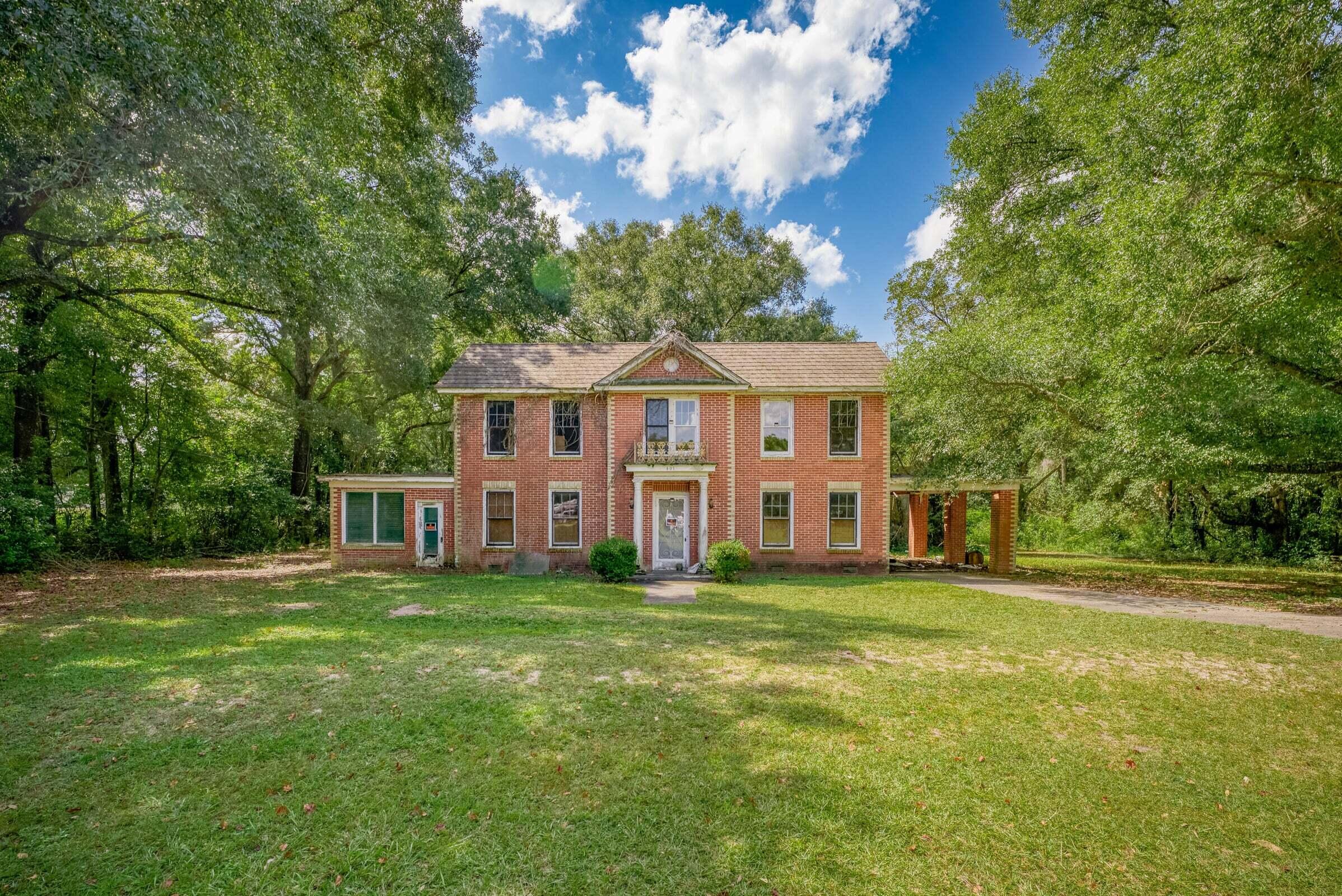 The house on the property has 3119 sq. ft. which could be developed or removed from the property. This property is a blank canvas, it has been taken down to the studs for you to make it fit your future dream business. The location is approximately three-quarters of a mile west of Crestview and 3.04 miles from Interstate 10.   The 1.2 acre lot is level with high visibility from the highway 90 ( James Lee Blvd).   This is a must see as there is 158 feet of highway frontage.