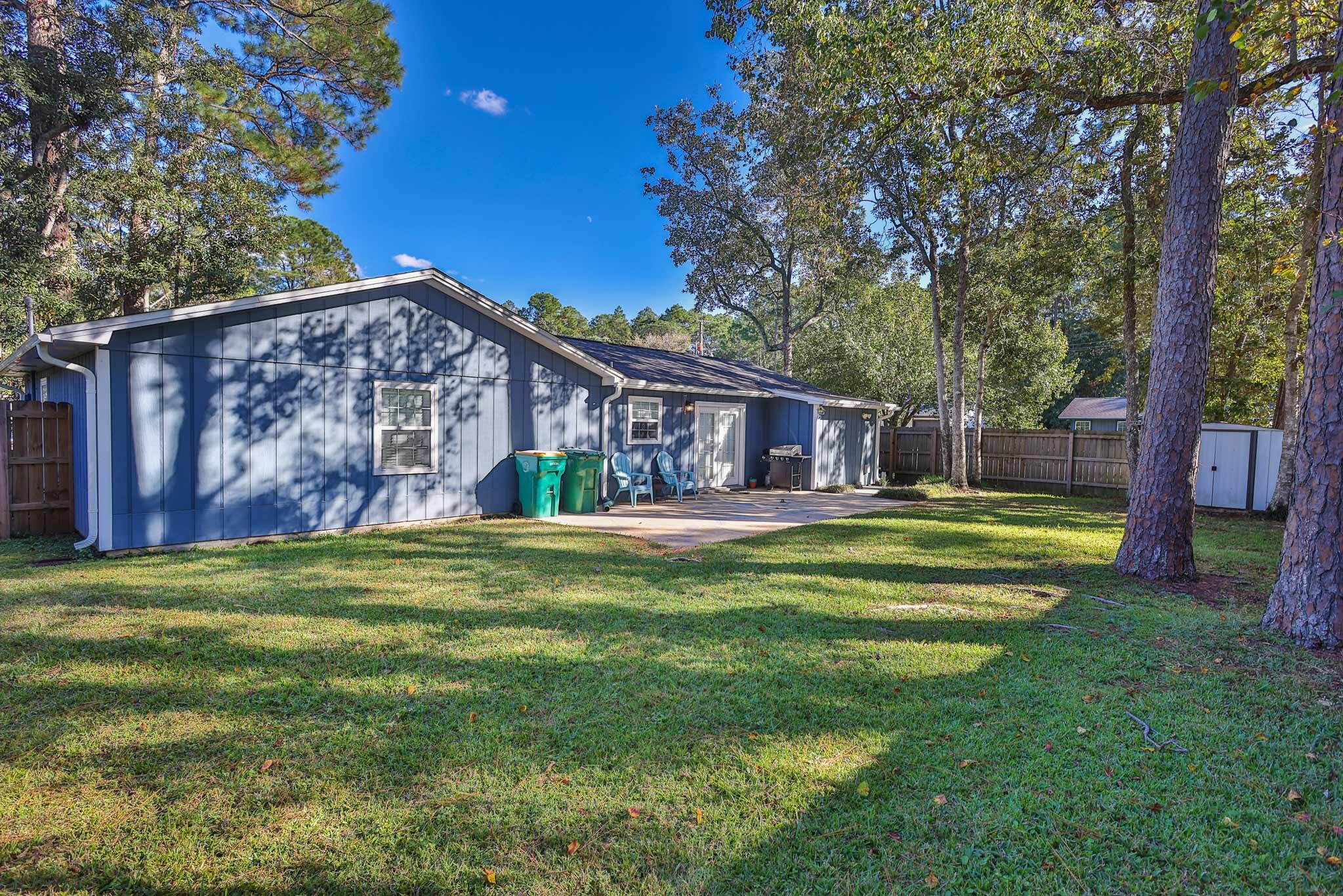 PINE MEADOWS - Residential