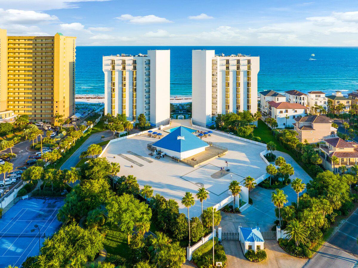 Regency Towers - Residential