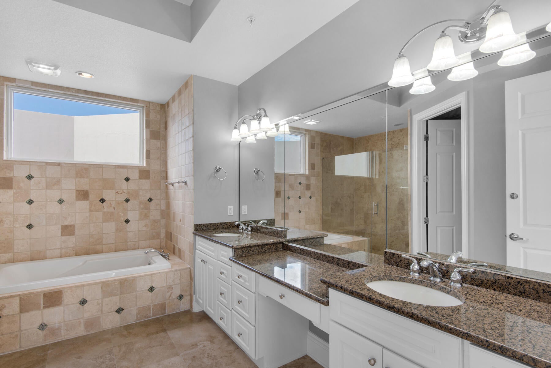 ST. BARTH AT SILVER SHELLS - Residential