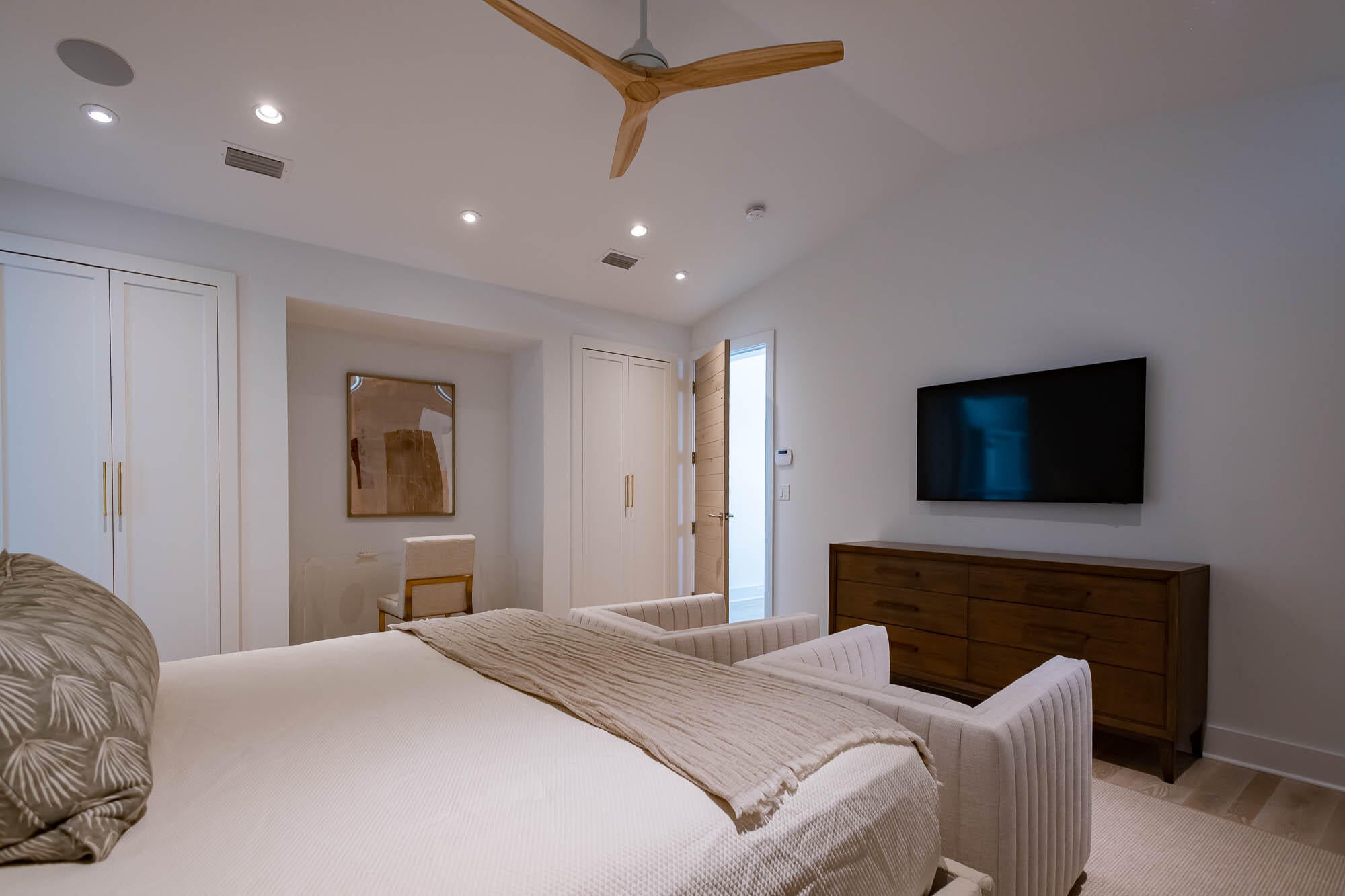 ALYS BEACH - Residential