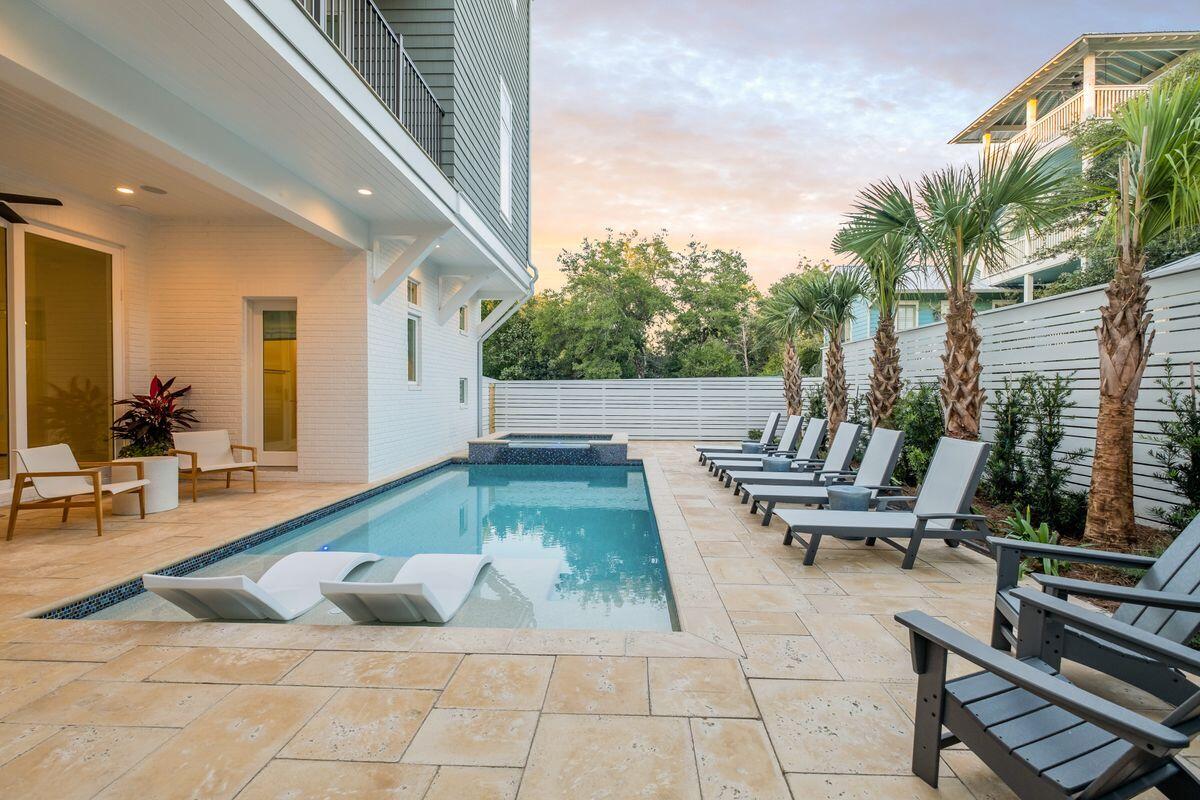 SEAGROVE 1ST ADDN - Residential