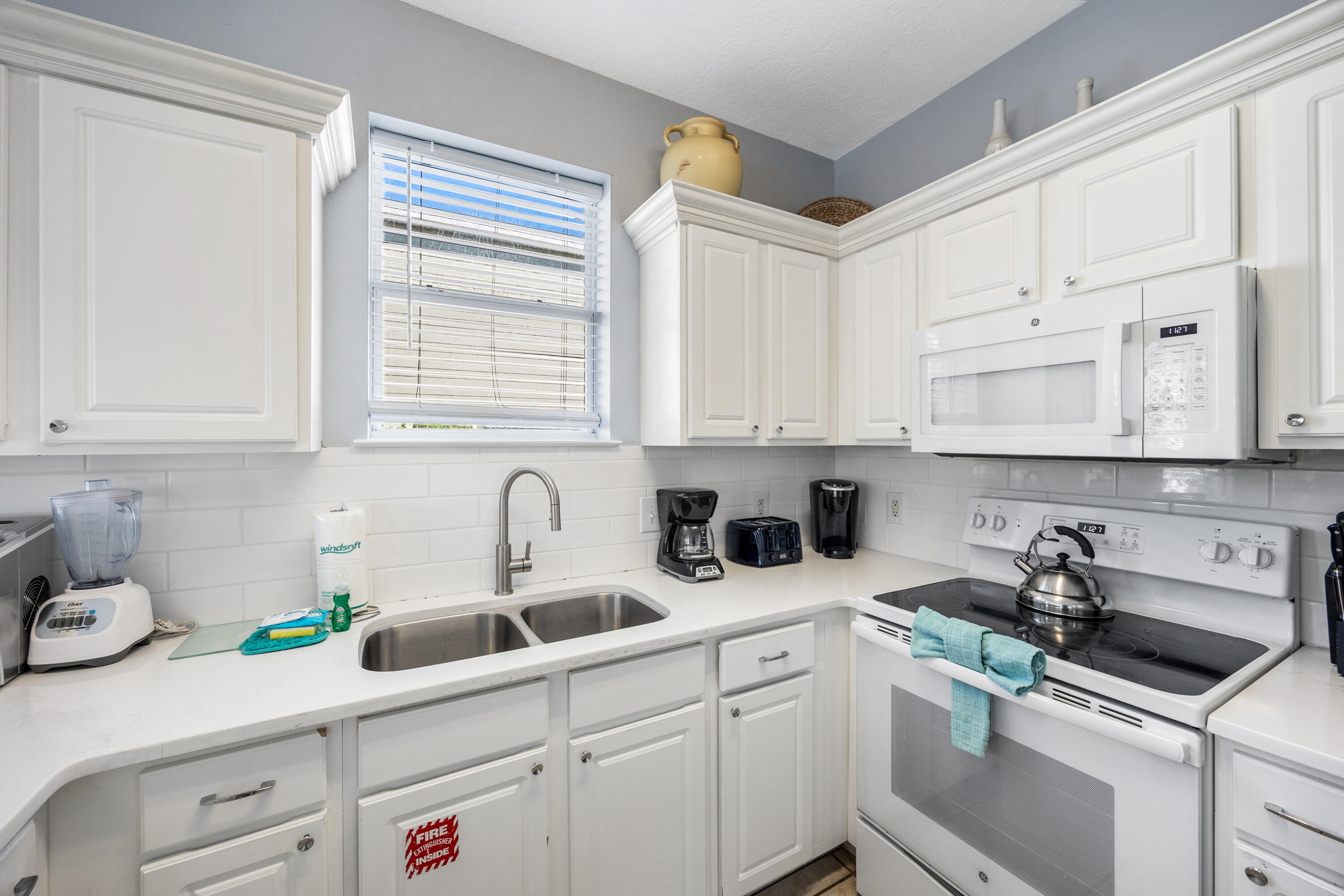 CRYSTAL BEACH - Residential