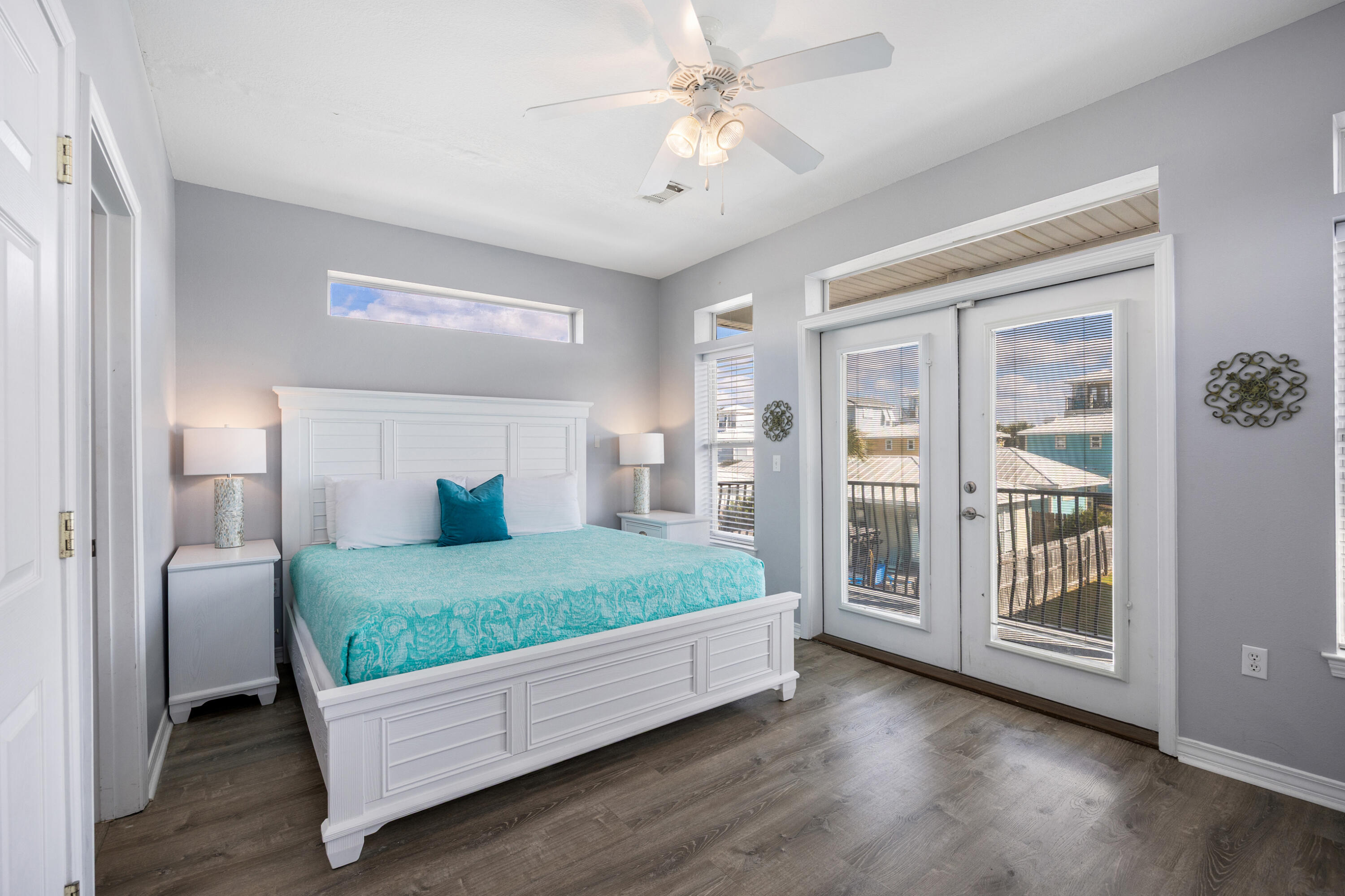 CRYSTAL BEACH - Residential