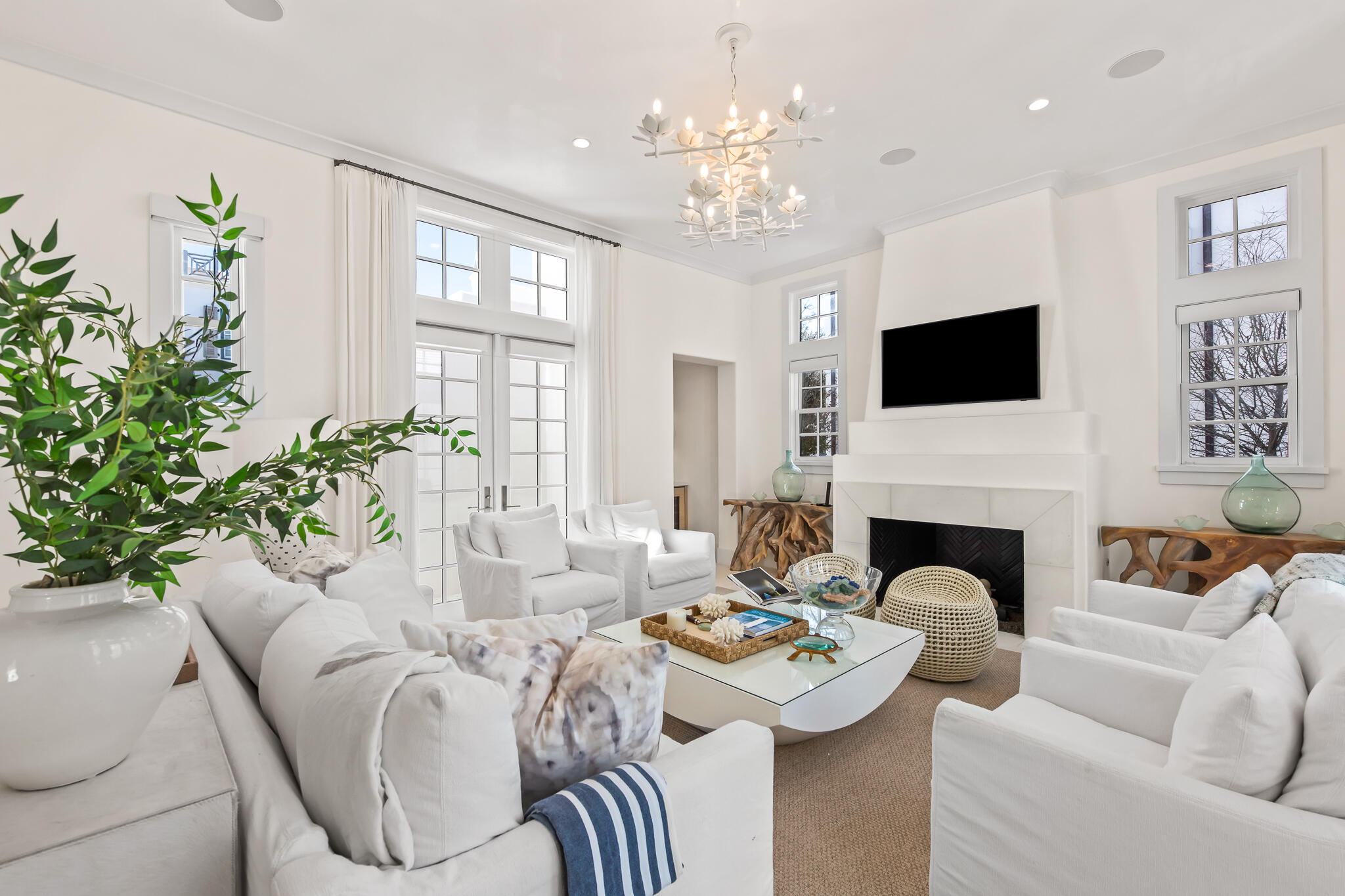ALYS BEACH - Residential