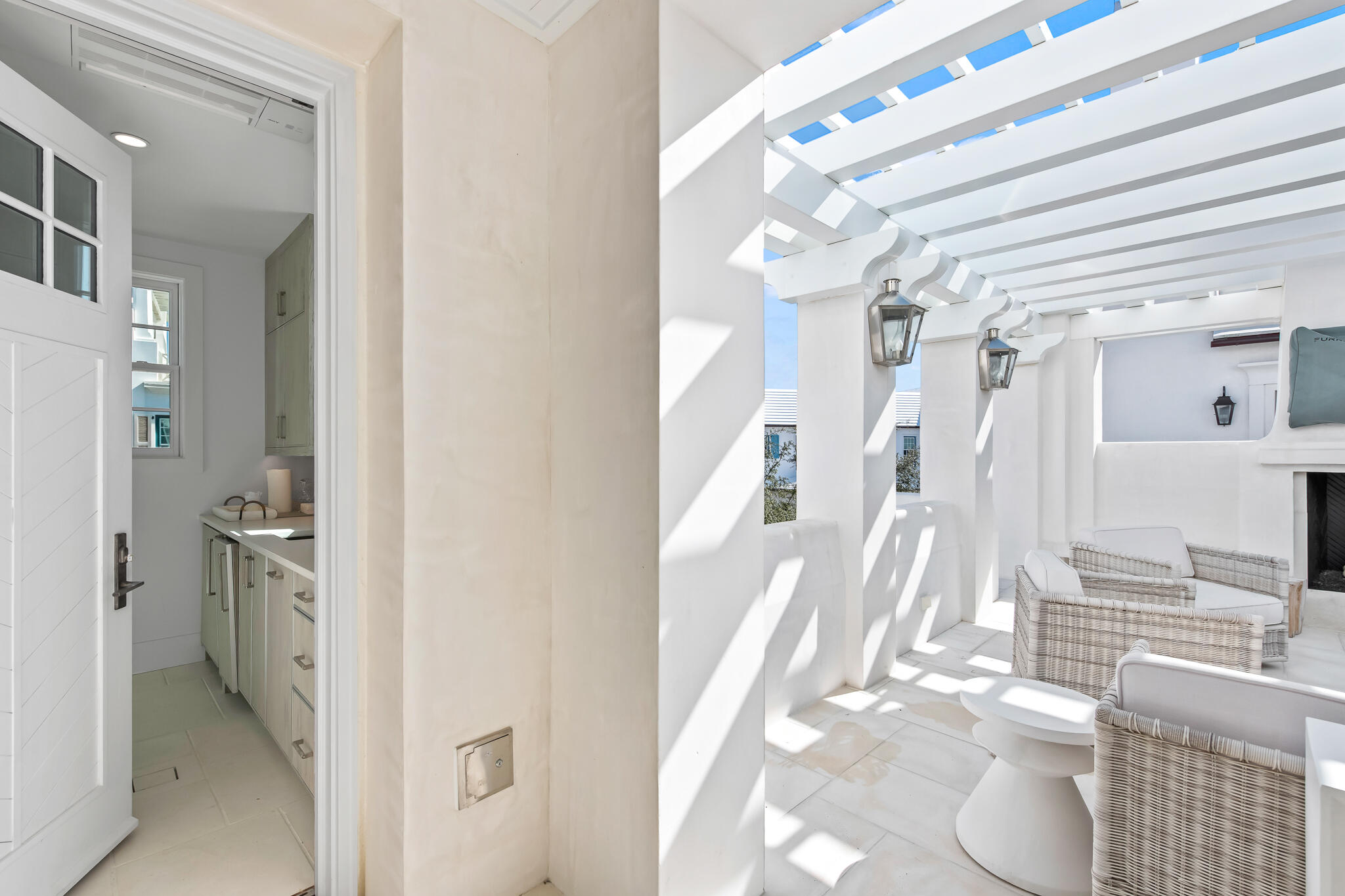 ALYS BEACH - Residential