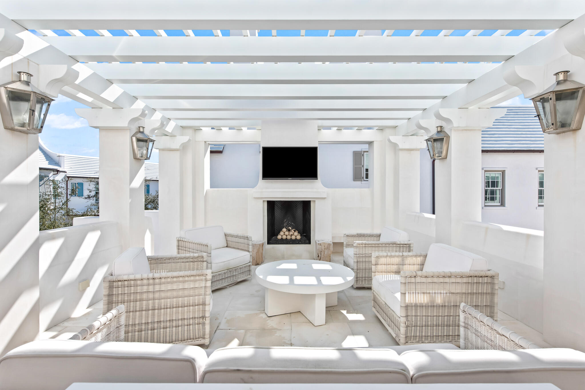 ALYS BEACH - Residential